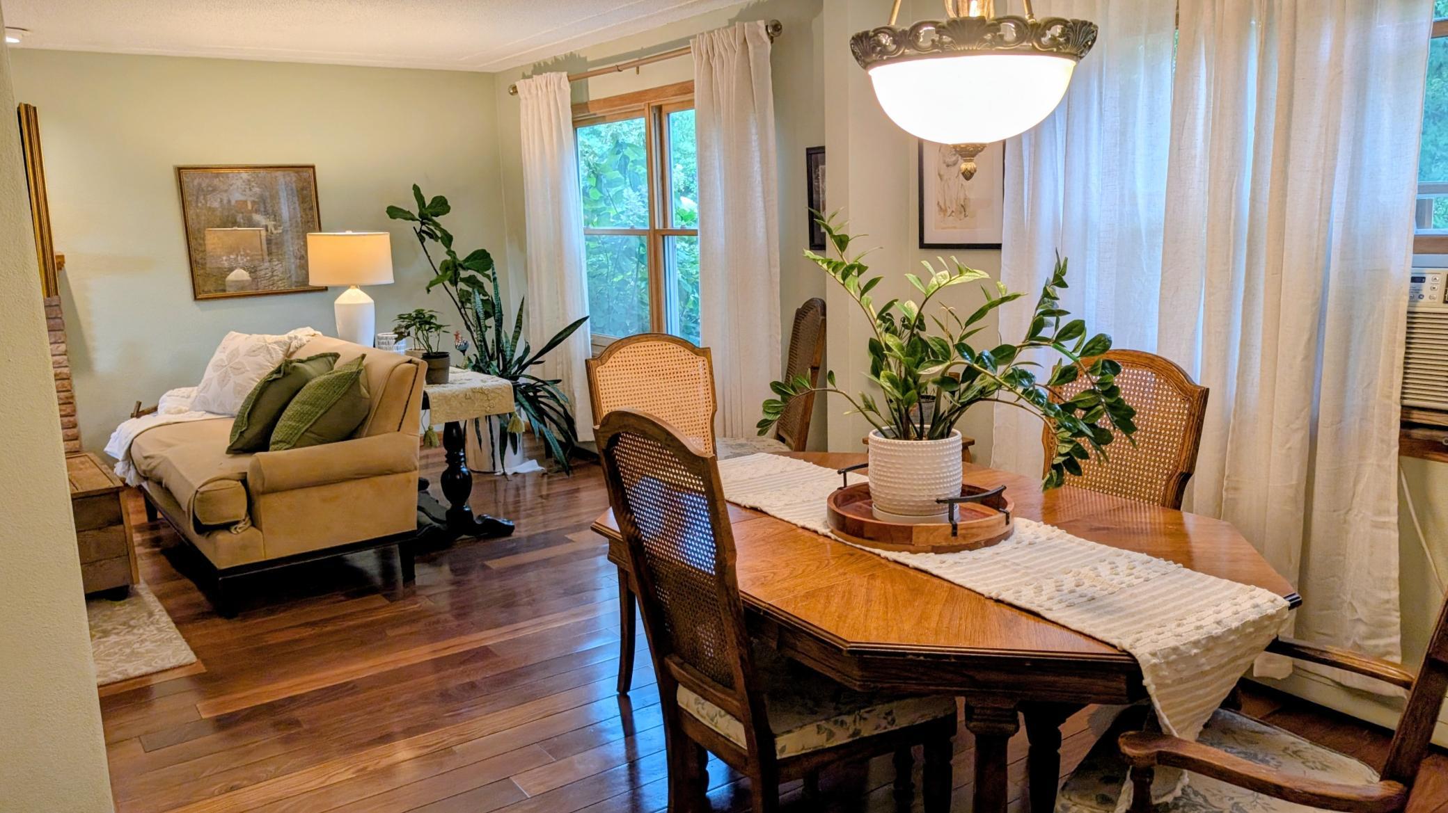 1963 single family home for sale at 1207 22nd Avenue S in Moorhead, MN — 4 bed, 4 bath (photo 10 of 34)