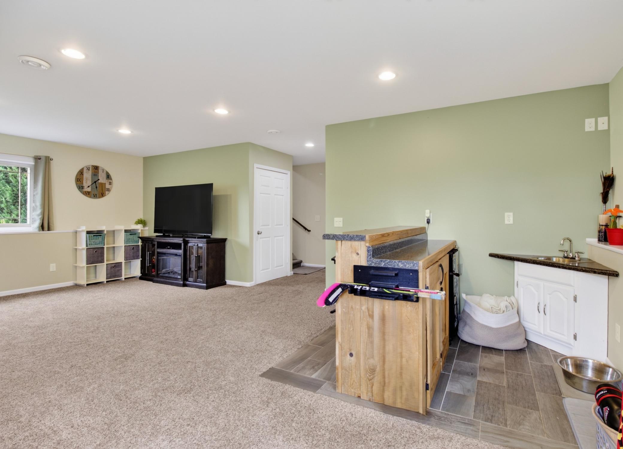 2012 single family home for sale at 1214 6th Avenue NW in Perham, MN — 4 bed, 2 bath (photo 40 of 44)
