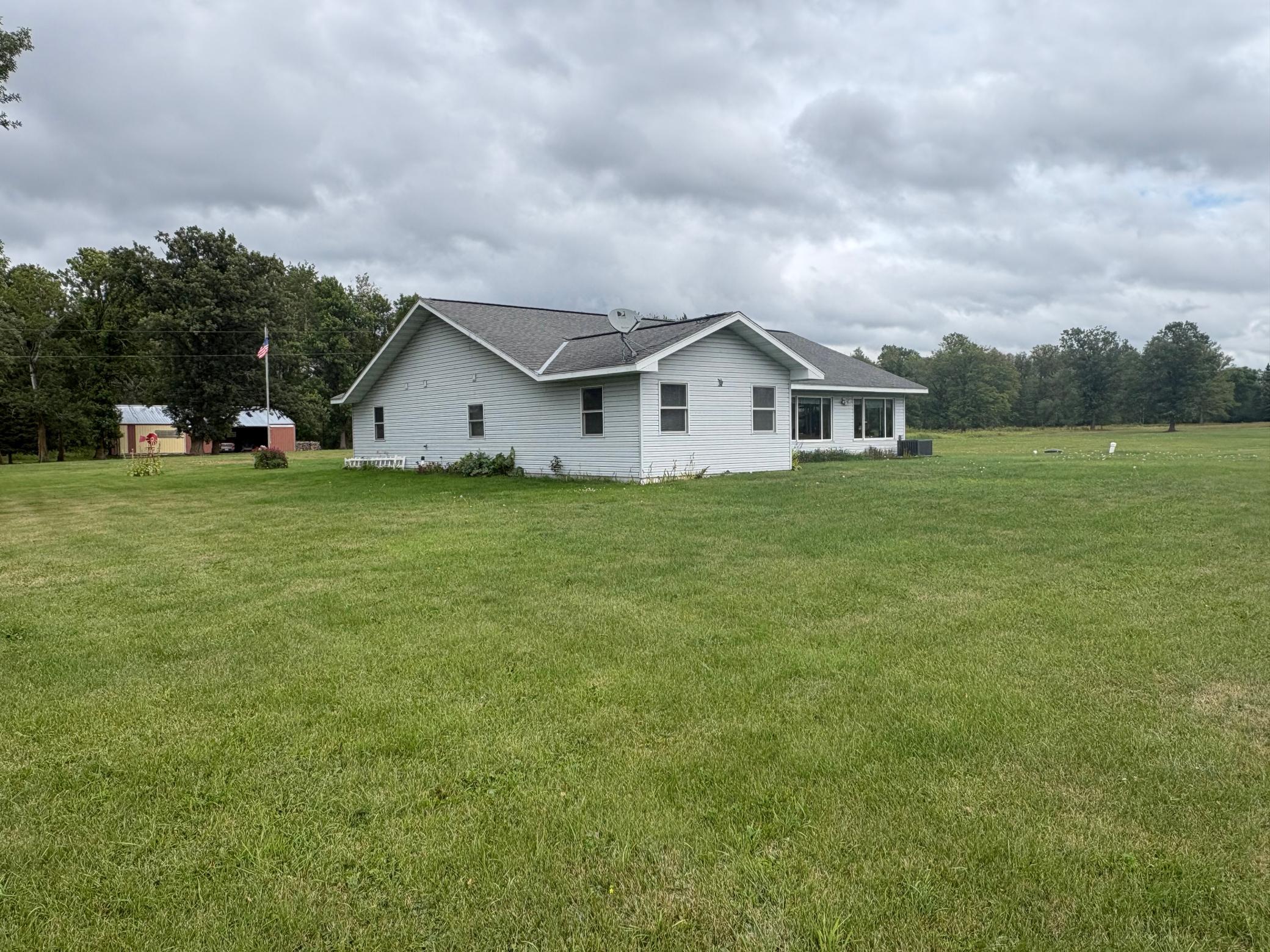 2002 single family home for sale at 34704 510th Lane in Palisade, MN — 3 bed, 3 bath (photo 18 of 88)