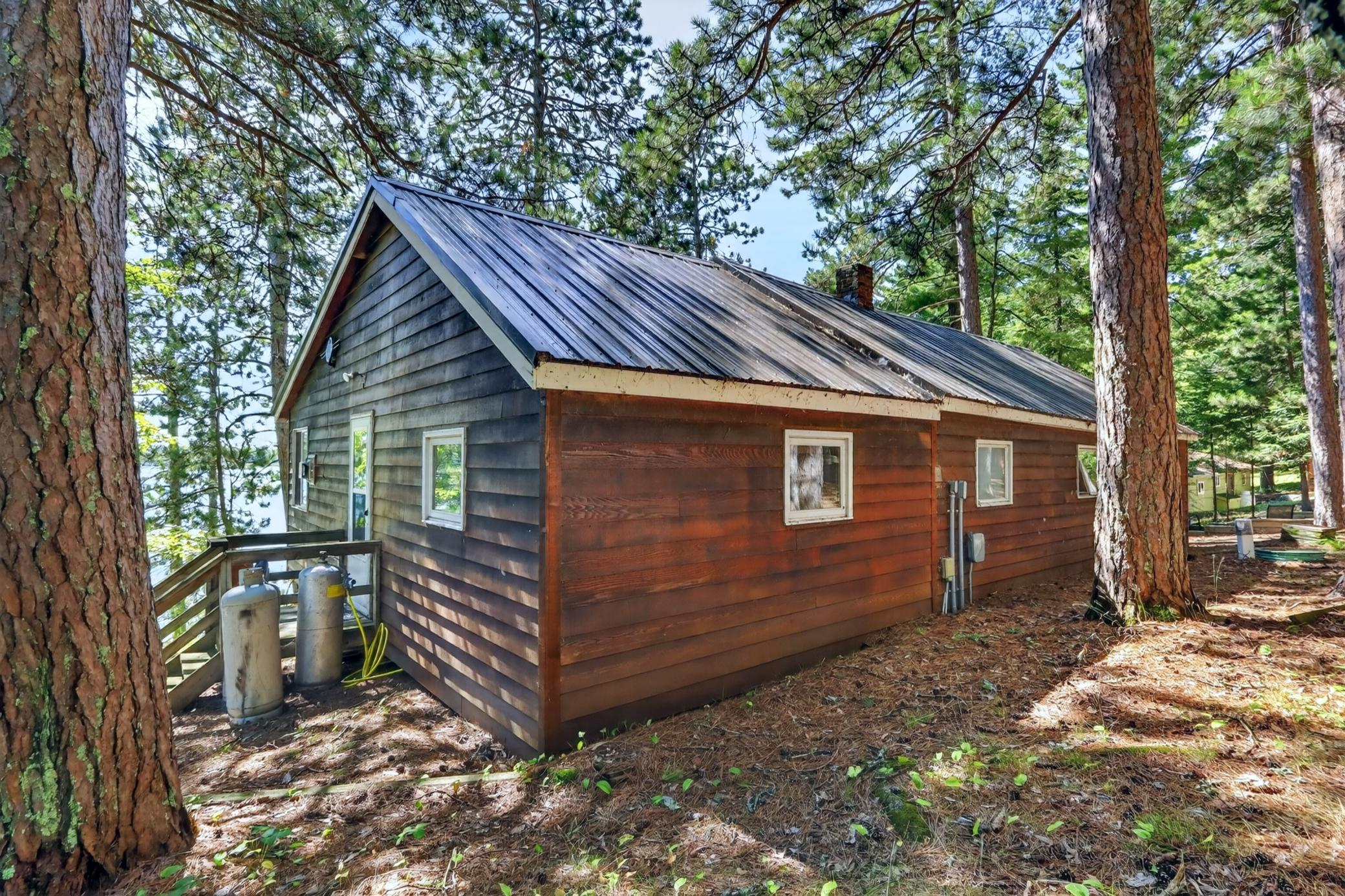 1967 single family home for sale at 46552 County Road 346 in Bovey, MN — 4 bed, 1 bath (photo 4 of 65)