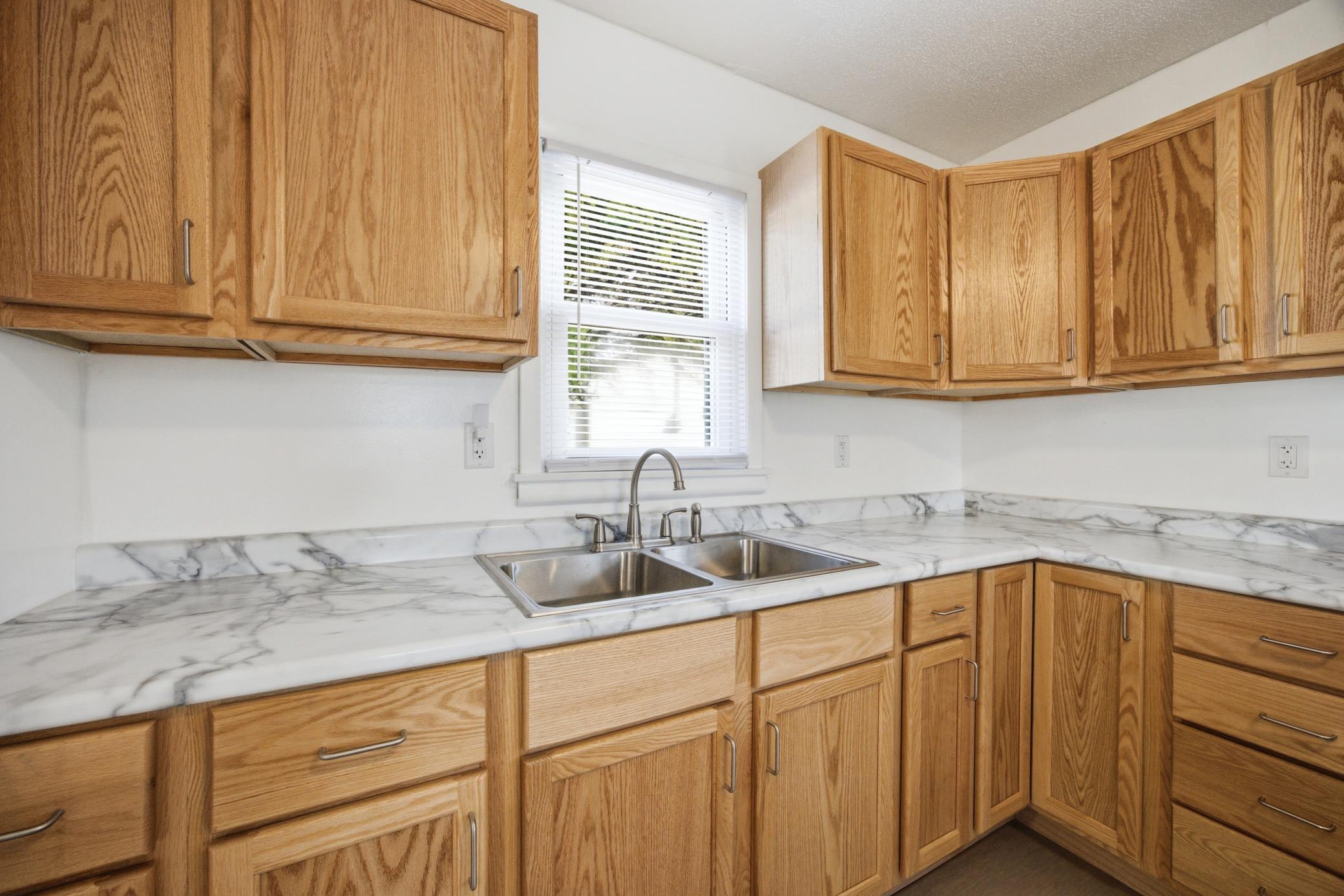 1957 single family home for sale at 109 2nd Avenue SW in Dilworth, MN — 1 bed, 1 bath (photo 14 of 27)