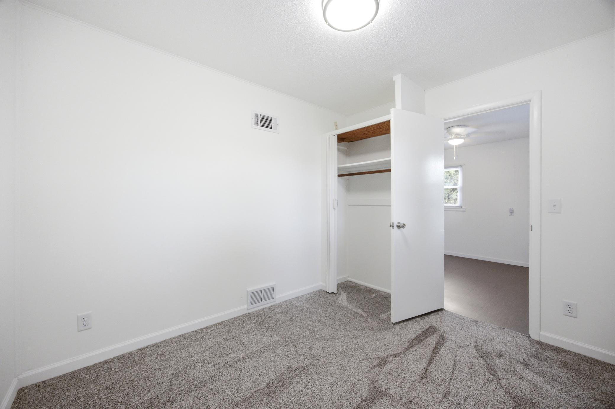 1957 single family home for sale at 109 2nd Avenue SW in Dilworth, MN — 1 bed, 1 bath (photo 18 of 27)