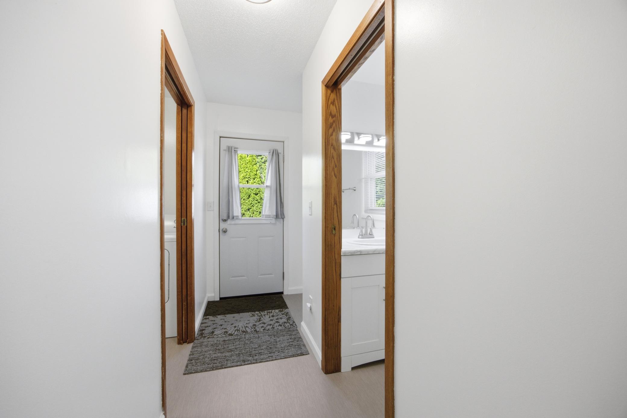 1957 single family home for sale at 109 2nd Avenue SW in Dilworth, MN — 1 bed, 1 bath (photo 4 of 27)