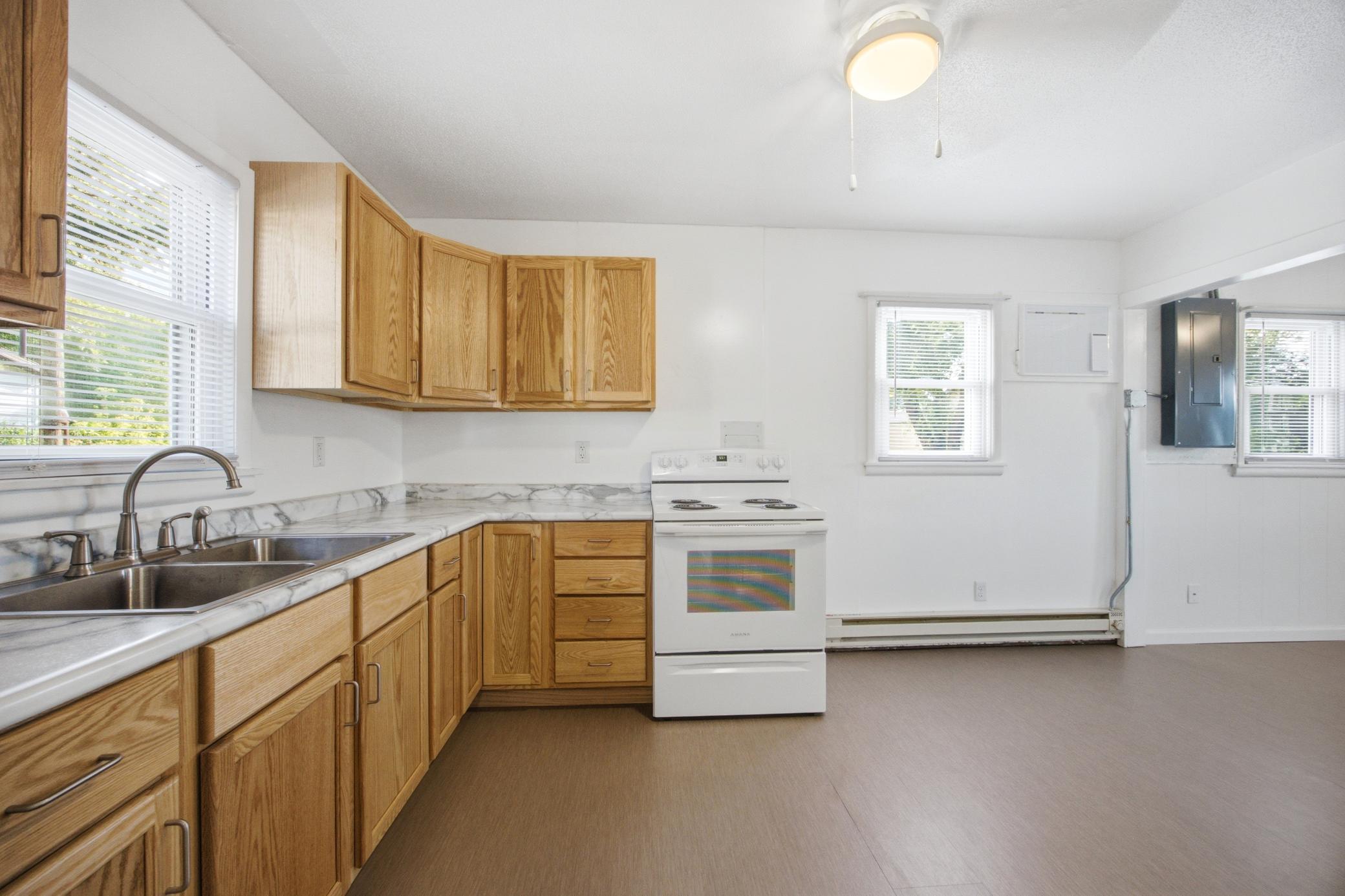 1957 single family home for sale at 109 2nd Avenue SW in Dilworth, MN — 1 bed, 1 bath (photo 9 of 27)