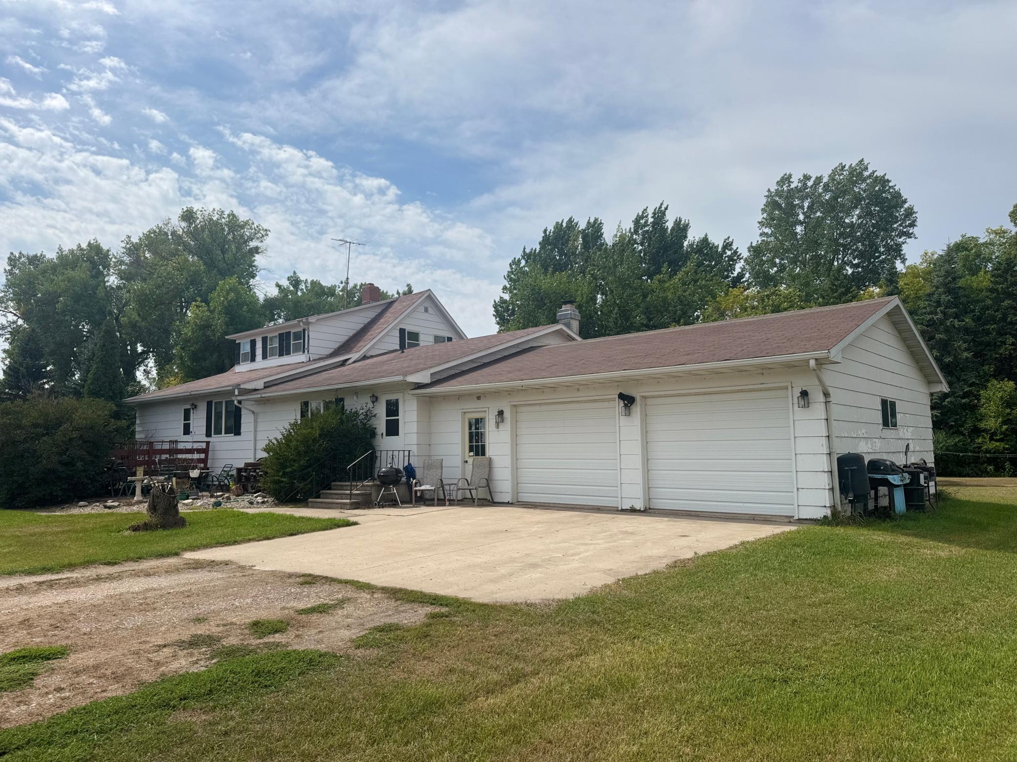 1940 single family home for sale at 17147 NE 10th Street NE in Buxton, ND — 5 bed, 2 bath (photo 6 of 12)