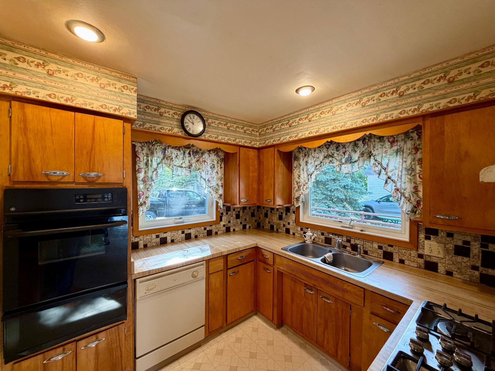 1951 single family home for sale at 214 2nd Street in Hawley, MN — 3 bed, 2 bath (photo 13 of 15)