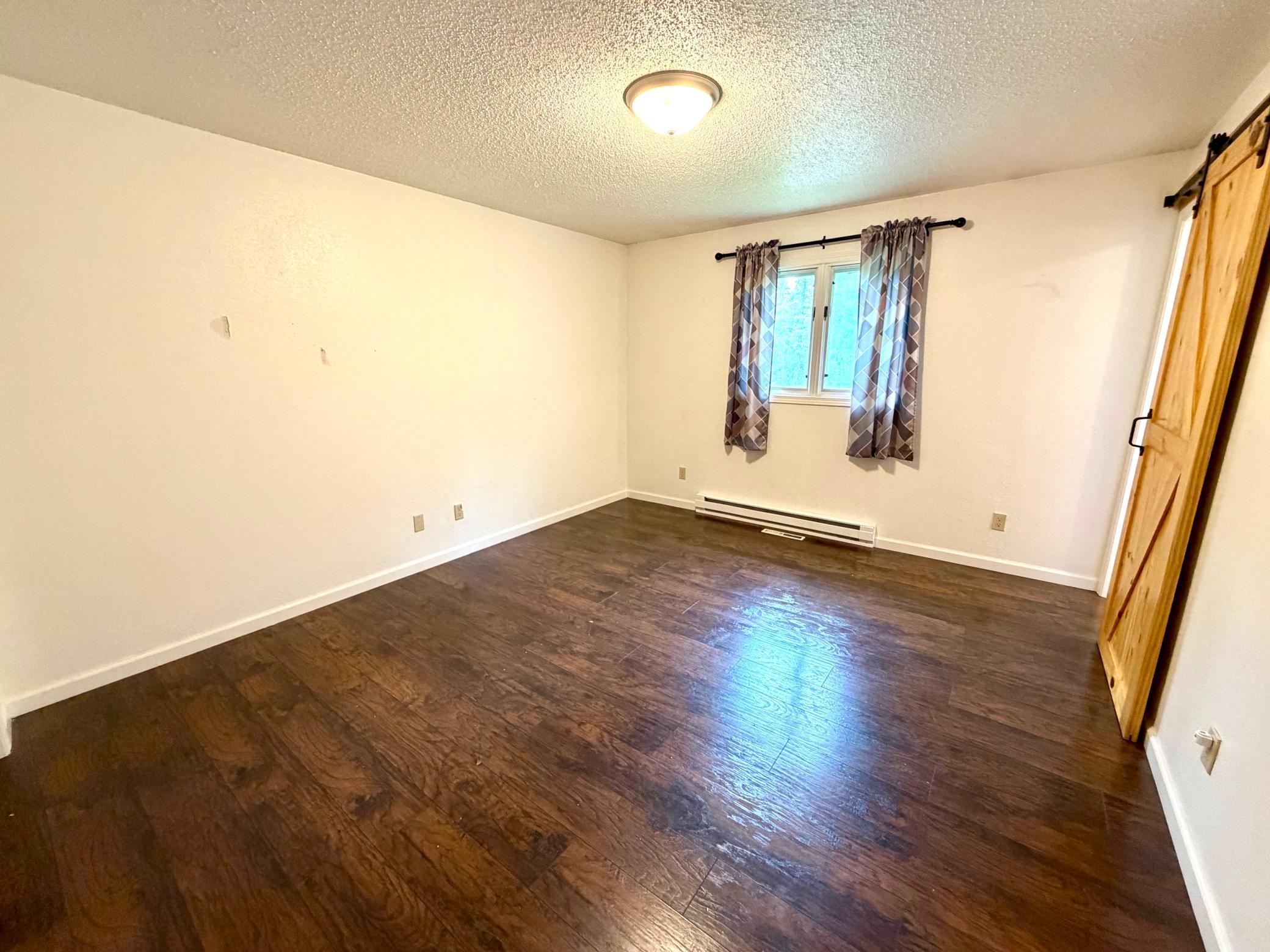 1978 single family home for sale at 32965 County Road 5 in Warroad, MN — 3 bed, 3 bath (photo 6 of 16)