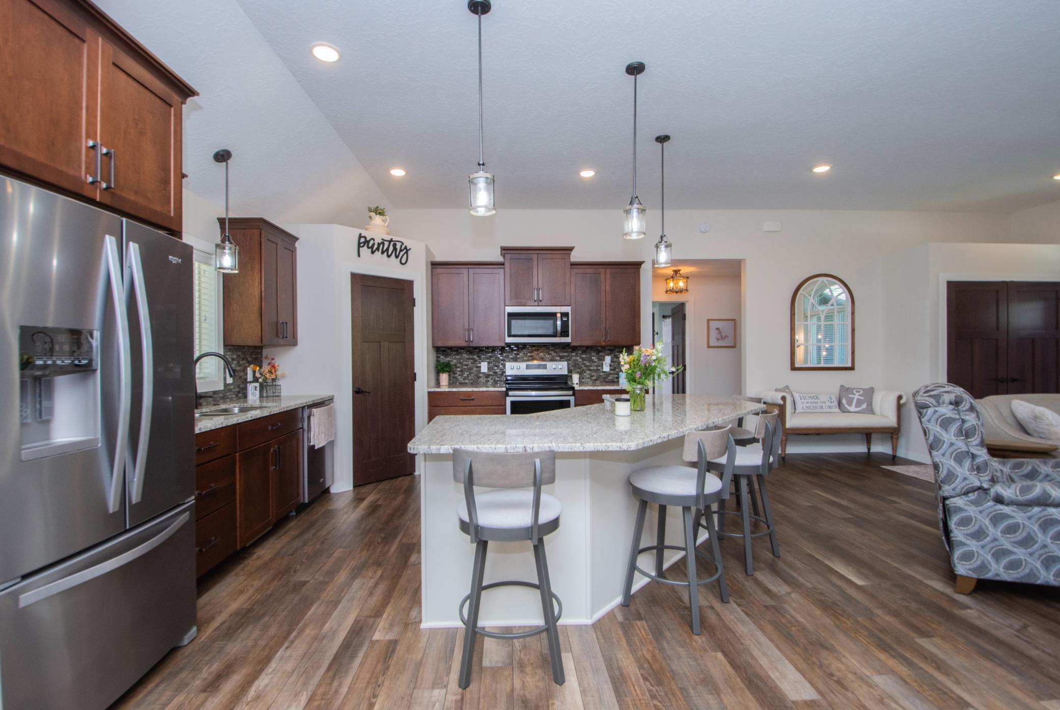 2018 single family home for sale at 1853 Aspen Drive in Detroit Lakes, MN — 3 bed, 2 bath (photo 14 of 58)