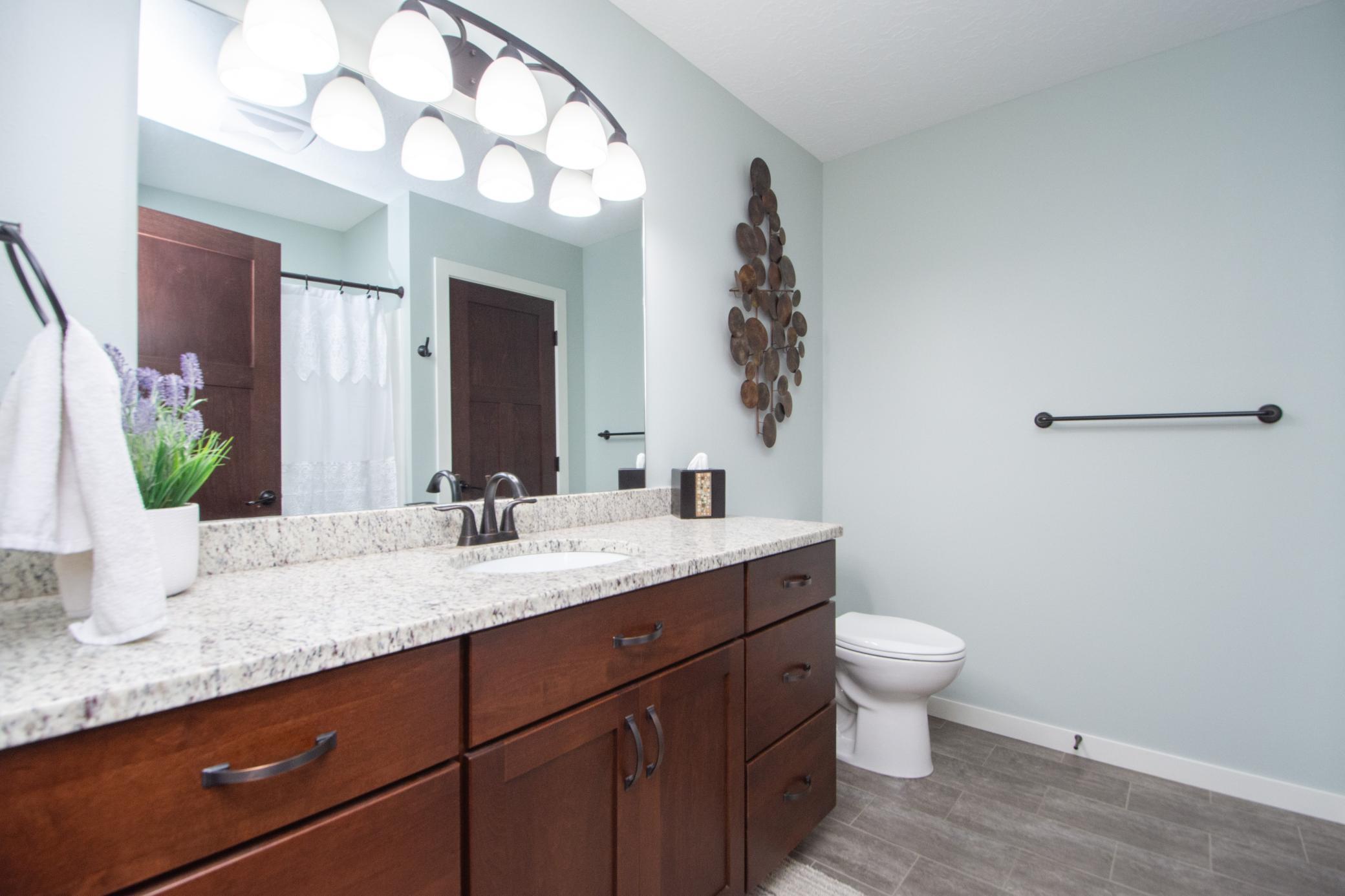2018 single family home for sale at 1853 Aspen Drive in Detroit Lakes, MN — 3 bed, 2 bath (photo 37 of 58)