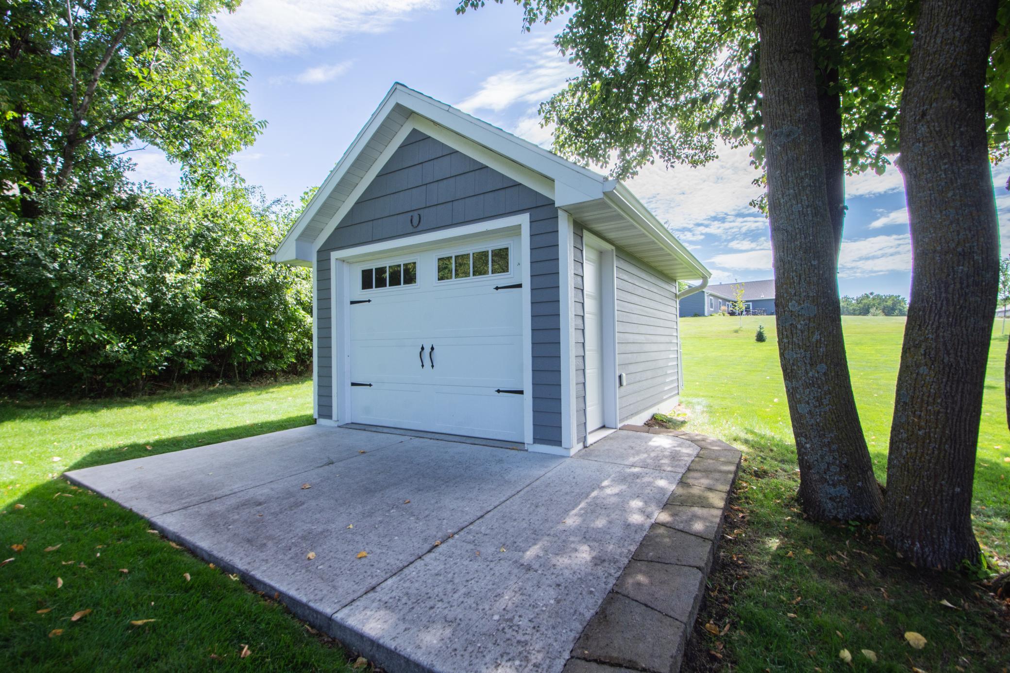 2018 single family home for sale at 1853 Aspen Drive in Detroit Lakes, MN — 3 bed, 2 bath (photo 53 of 58)