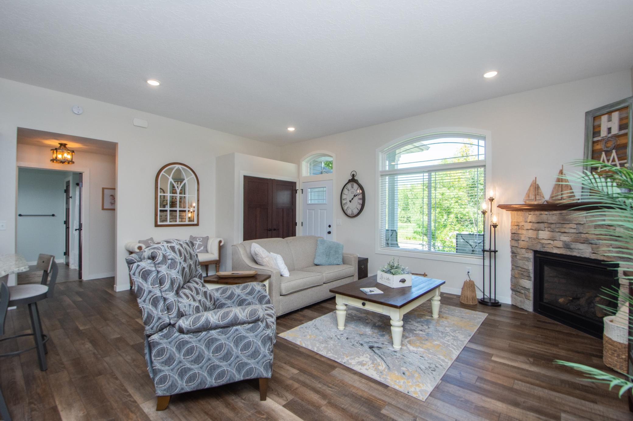 2018 single family home for sale at 1853 Aspen Drive in Detroit Lakes, MN — 3 bed, 2 bath (photo 8 of 58)