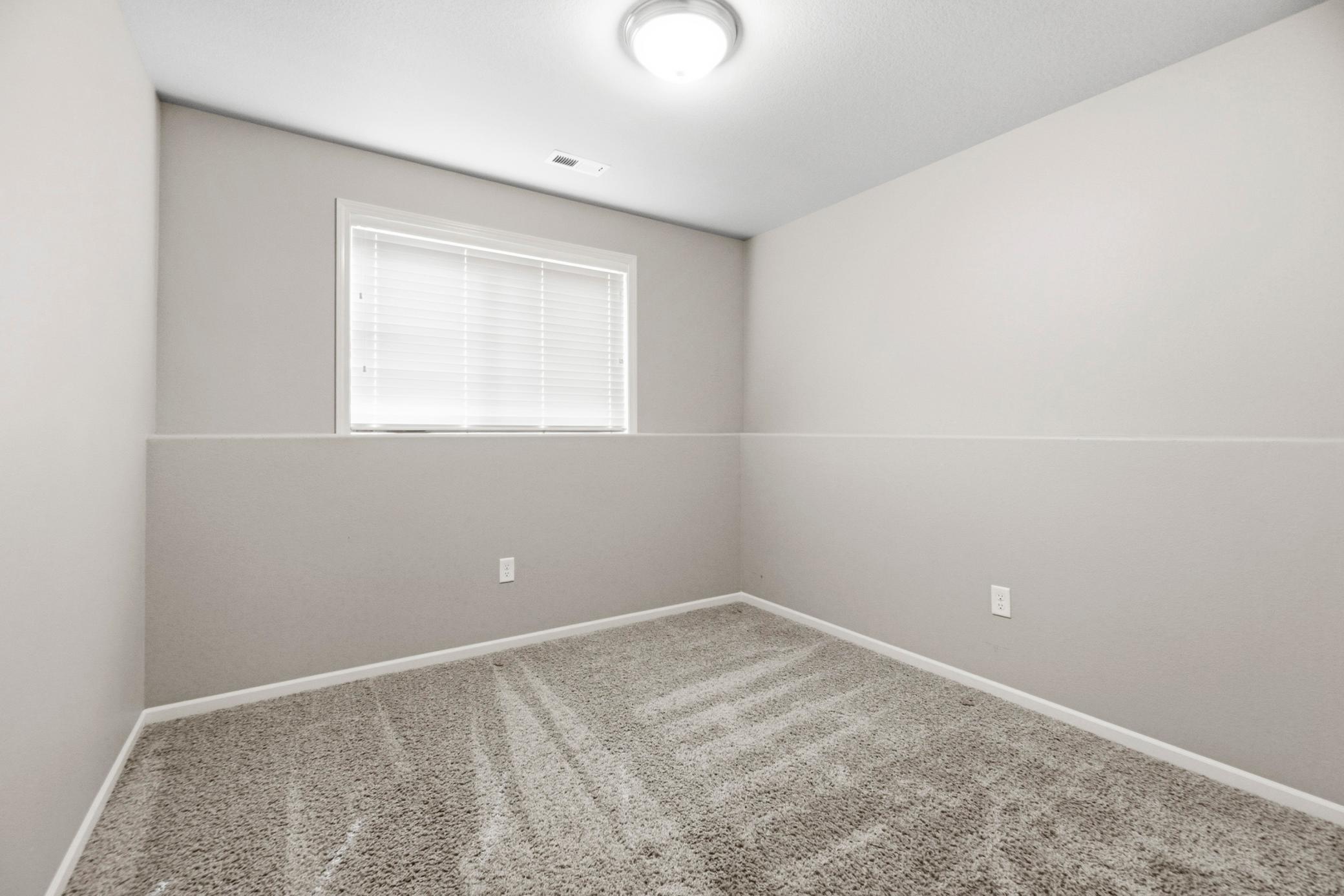 2015 single family home for sale at 5444 Justice Drive S in Fargo, ND — 3 bed, 3 bath (photo 32 of 36)