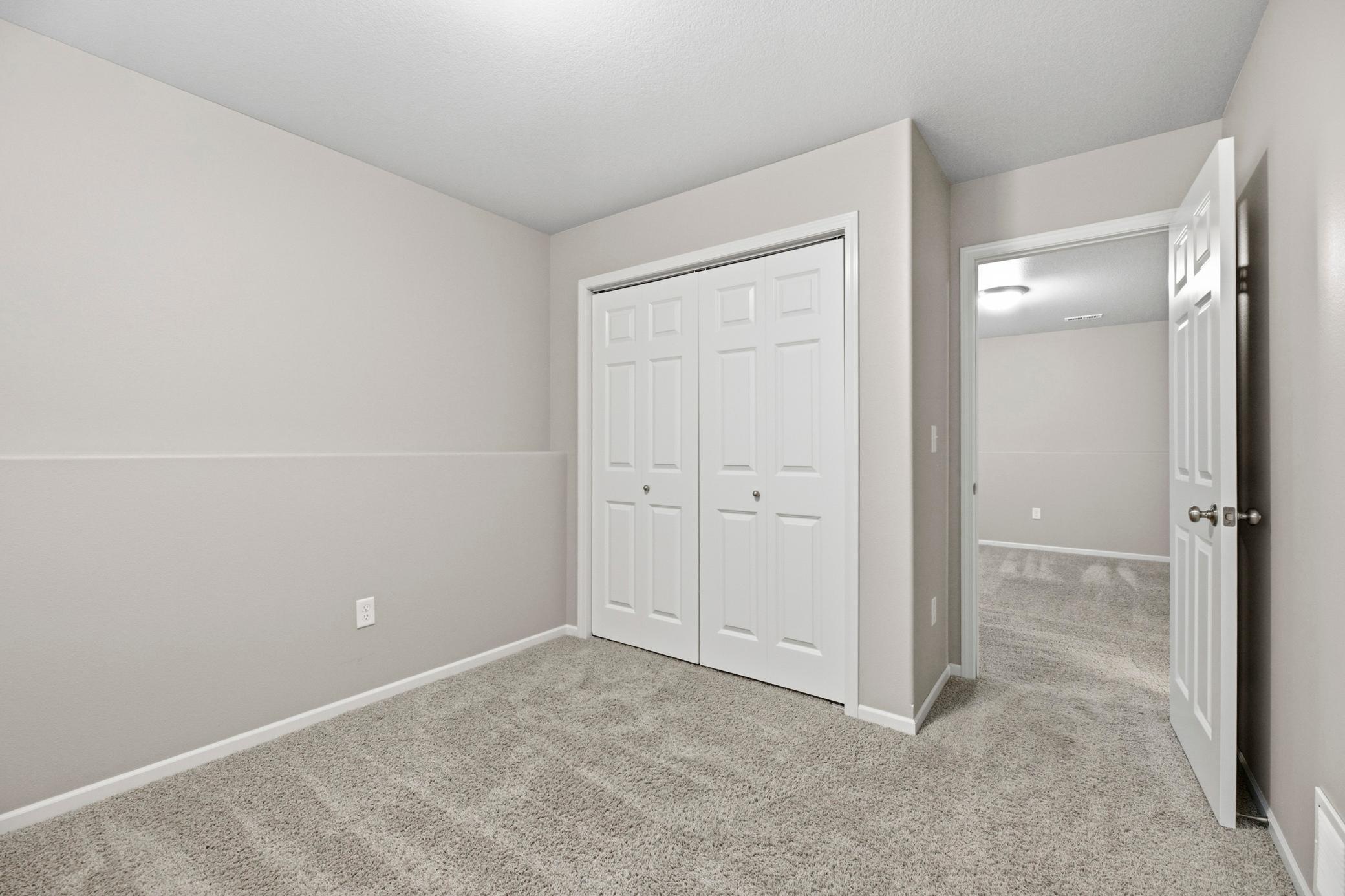 2015 single family home for sale at 5444 Justice Drive S in Fargo, ND — 3 bed, 3 bath (photo 33 of 36)