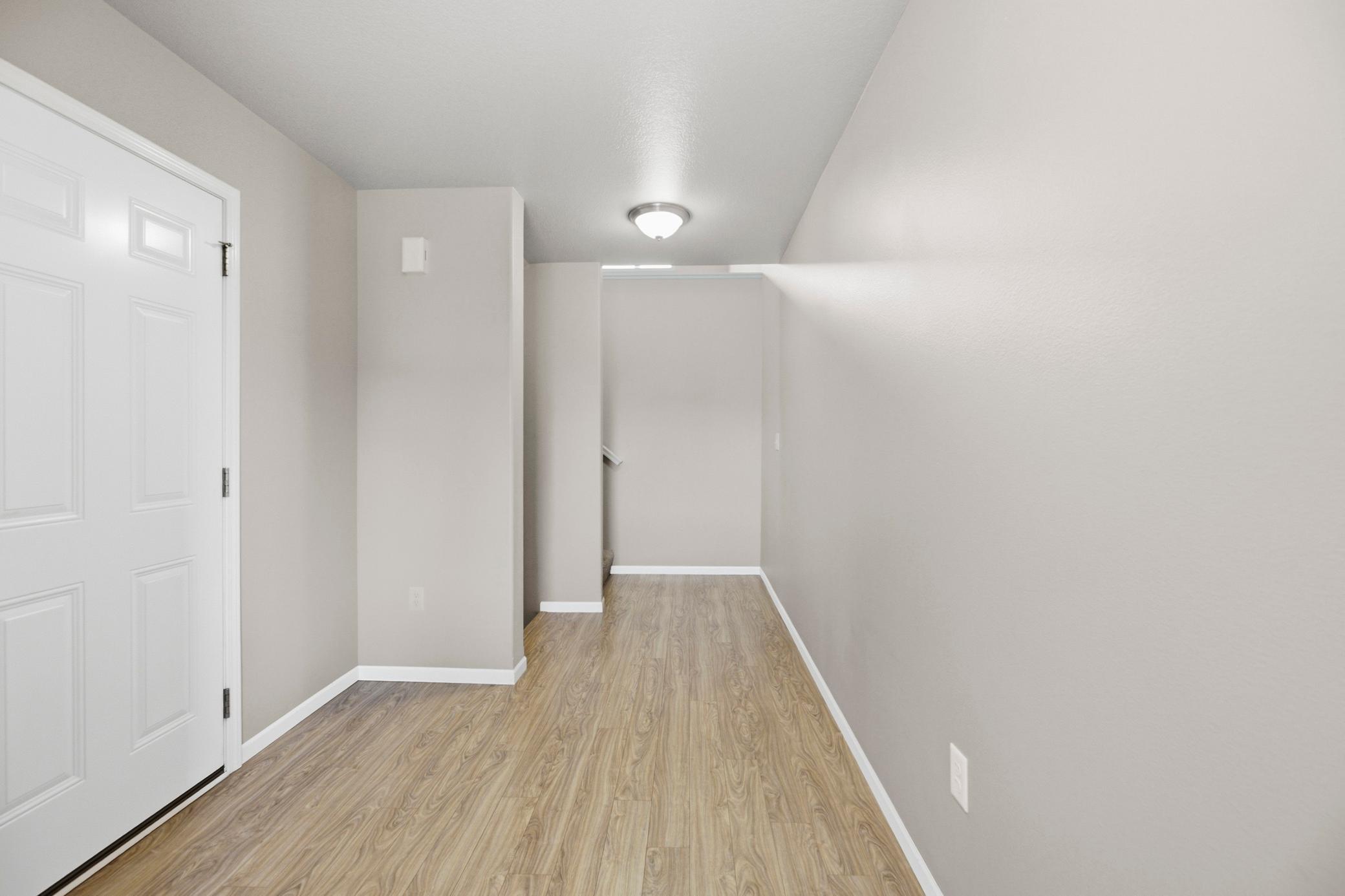 2015 single family home for sale at 5444 Justice Drive S in Fargo, ND — 3 bed, 3 bath (photo 7 of 36)