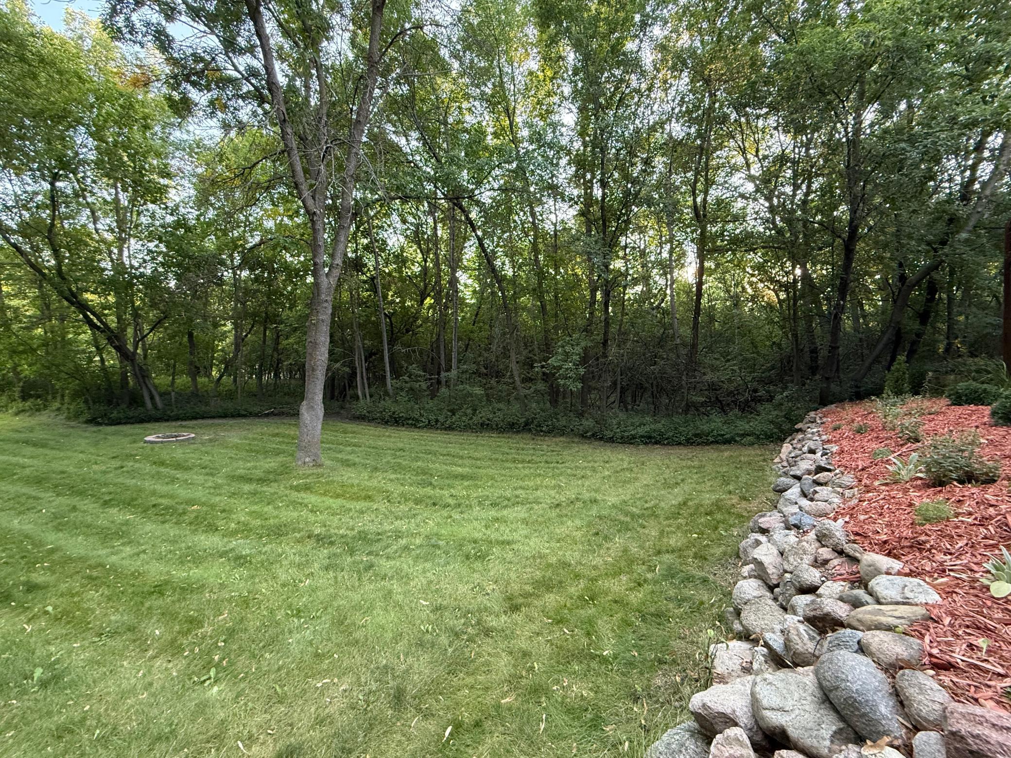 1995 single family home for sale at 130 Eastwood Drive in Thief River Falls, MN — 3 bed, 3 bath (photo 107 of 120)