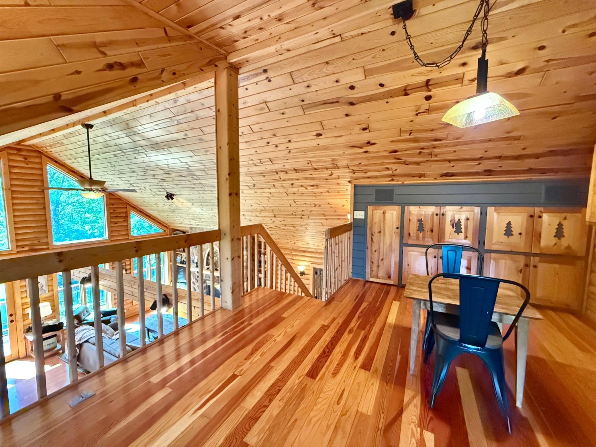 1995 single family home for sale at 130 Eastwood Drive in Thief River Falls, MN — 3 bed, 3 bath (photo 27 of 120)