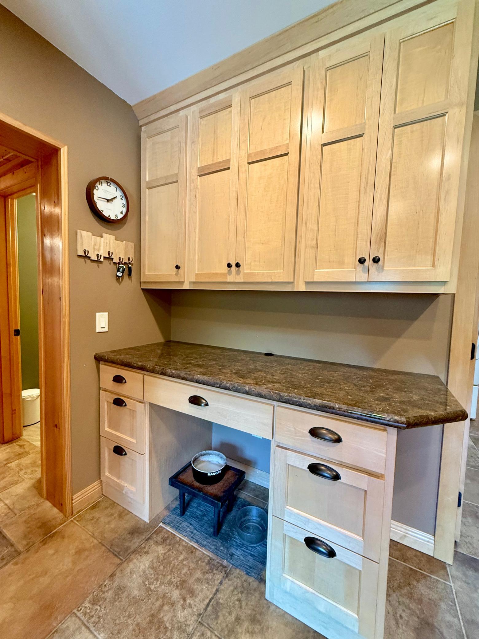 1995 single family home for sale at 130 Eastwood Drive in Thief River Falls, MN — 3 bed, 3 bath (photo 45 of 120)