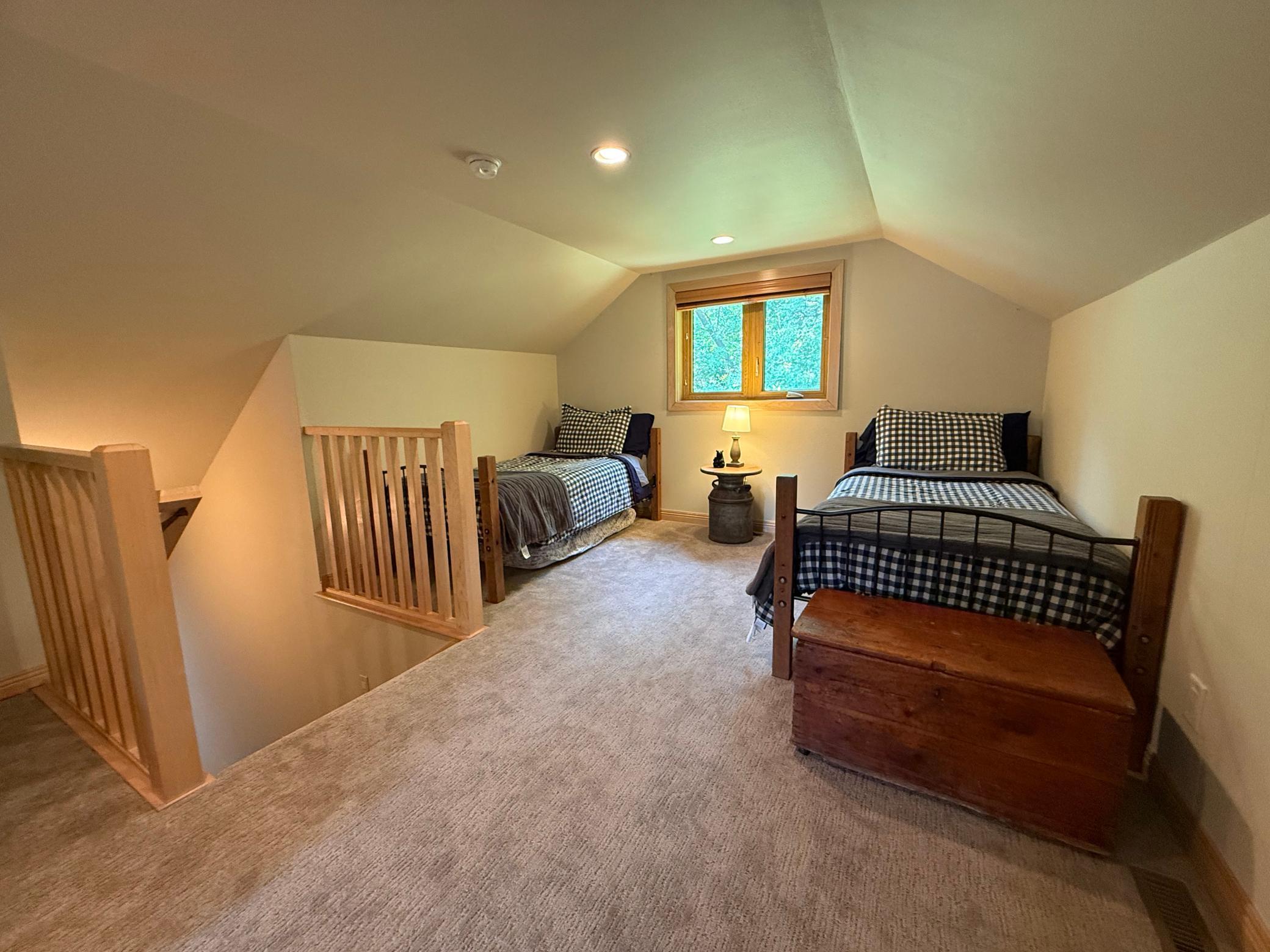 1995 single family home for sale at 130 Eastwood Drive in Thief River Falls, MN — 3 bed, 3 bath (photo 63 of 120)