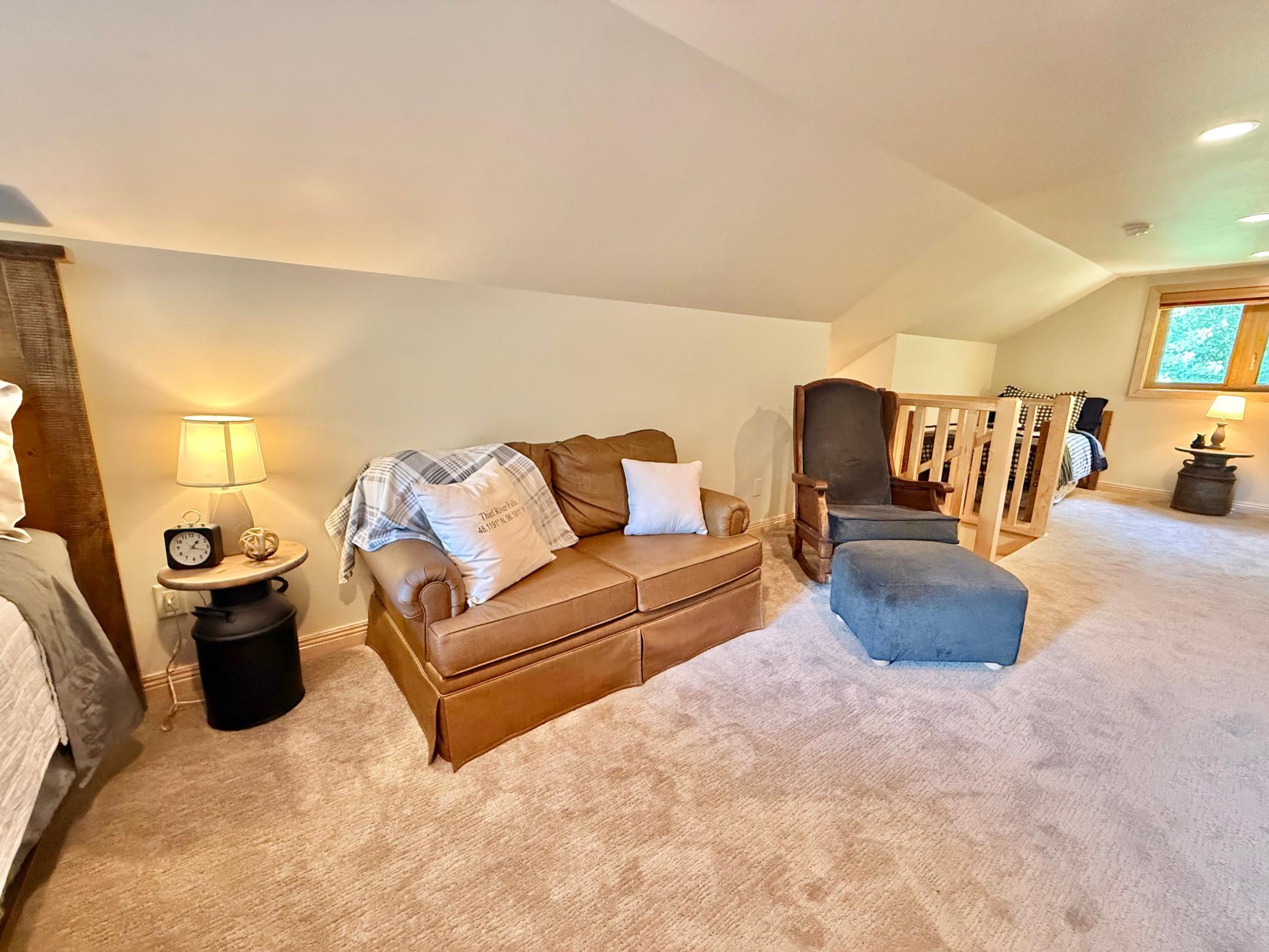 1995 single family home for sale at 130 Eastwood Drive in Thief River Falls, MN — 3 bed, 3 bath (photo 68 of 120)