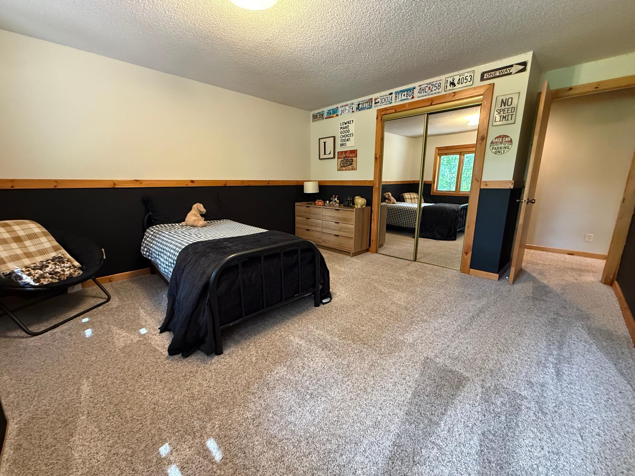 1995 single family home for sale at 130 Eastwood Drive in Thief River Falls, MN — 3 bed, 3 bath (photo 75 of 120)