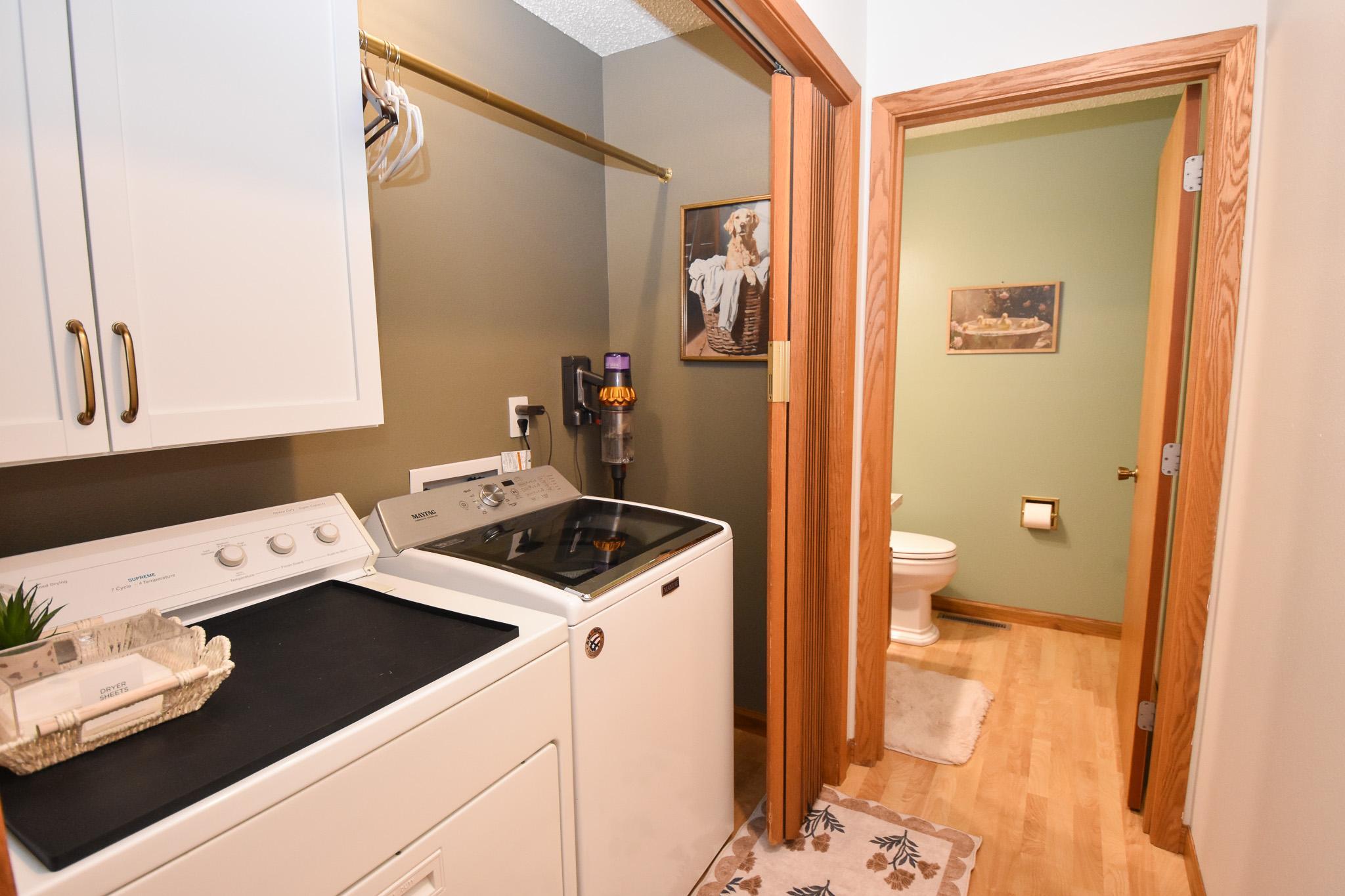 1979 twin home for sale at 606 37th Avenue S in Moorhead, MN — 2 bed, 3 bath (photo 13 of 41)