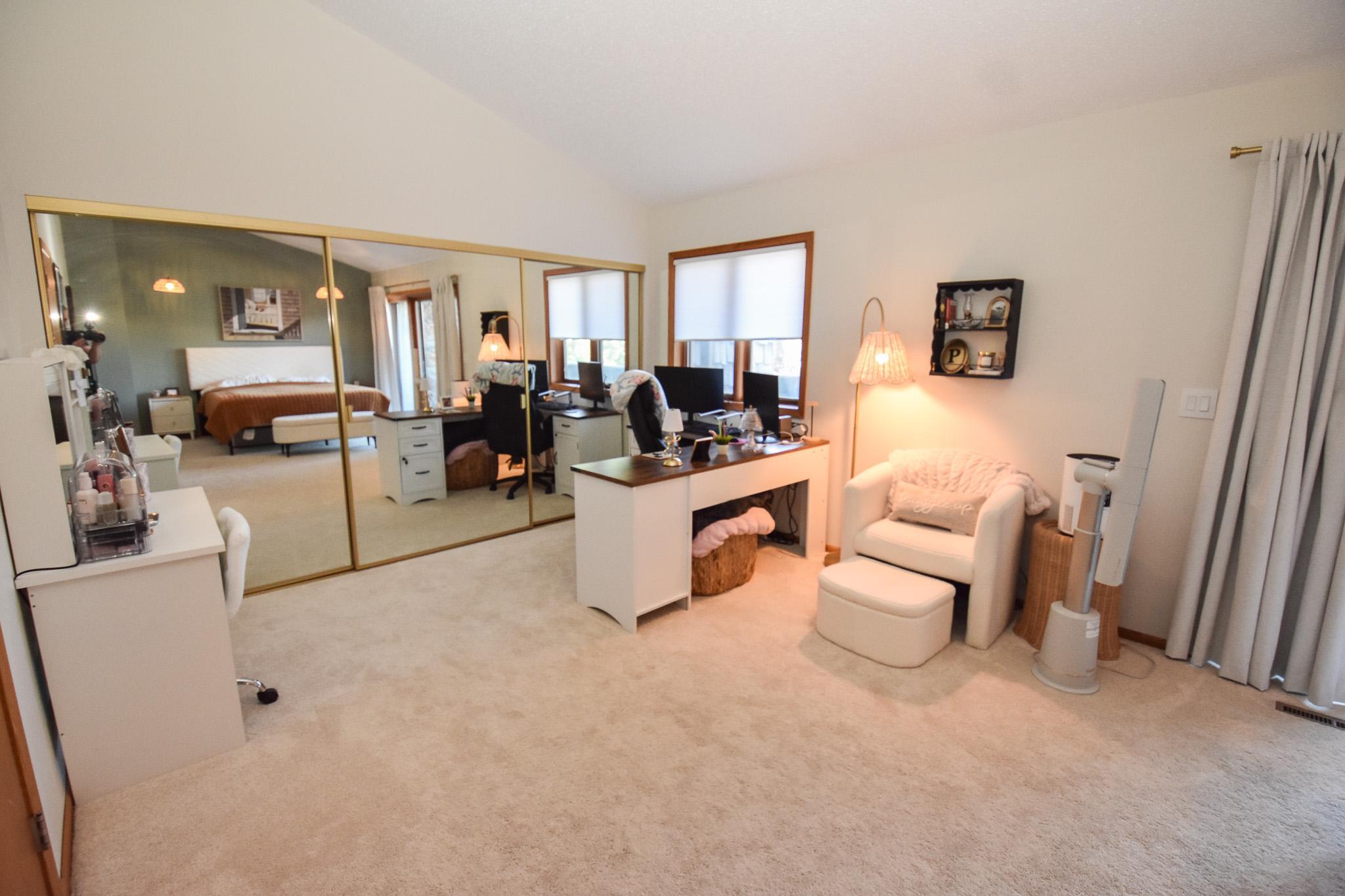 1979 twin home for sale at 606 37th Avenue S in Moorhead, MN — 2 bed, 3 bath (photo 16 of 41)