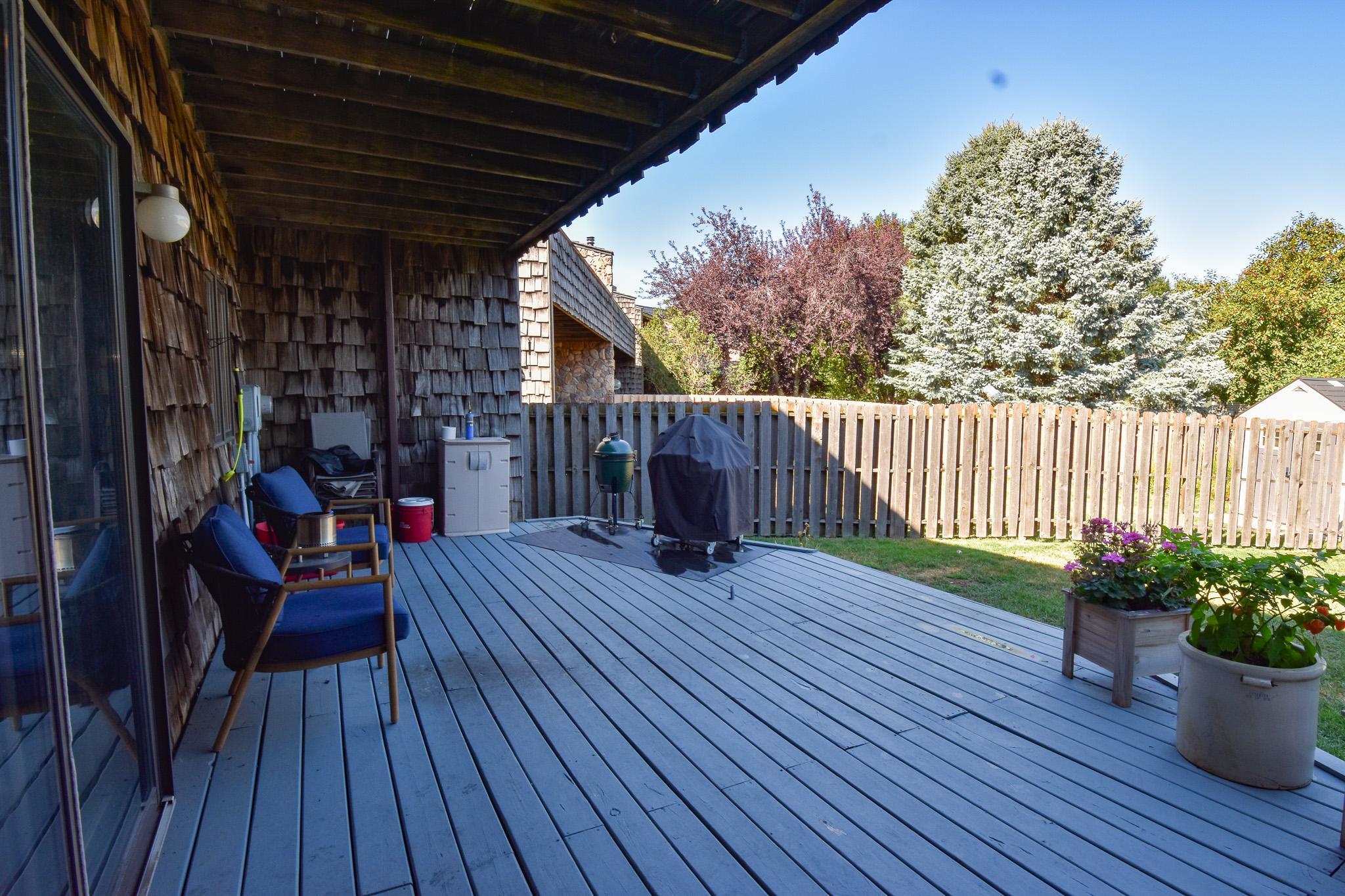 1979 twin home for sale at 606 37th Avenue S in Moorhead, MN — 2 bed, 3 bath (photo 35 of 41)