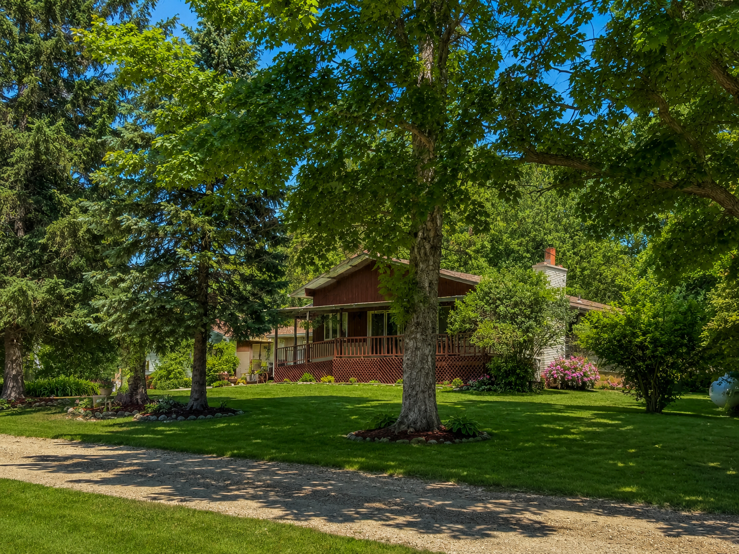 1940 single family home for sale at 50229 169th Avenue in Clearbrook, MN — 3 bed, 3 bath (photo 5 of 32)