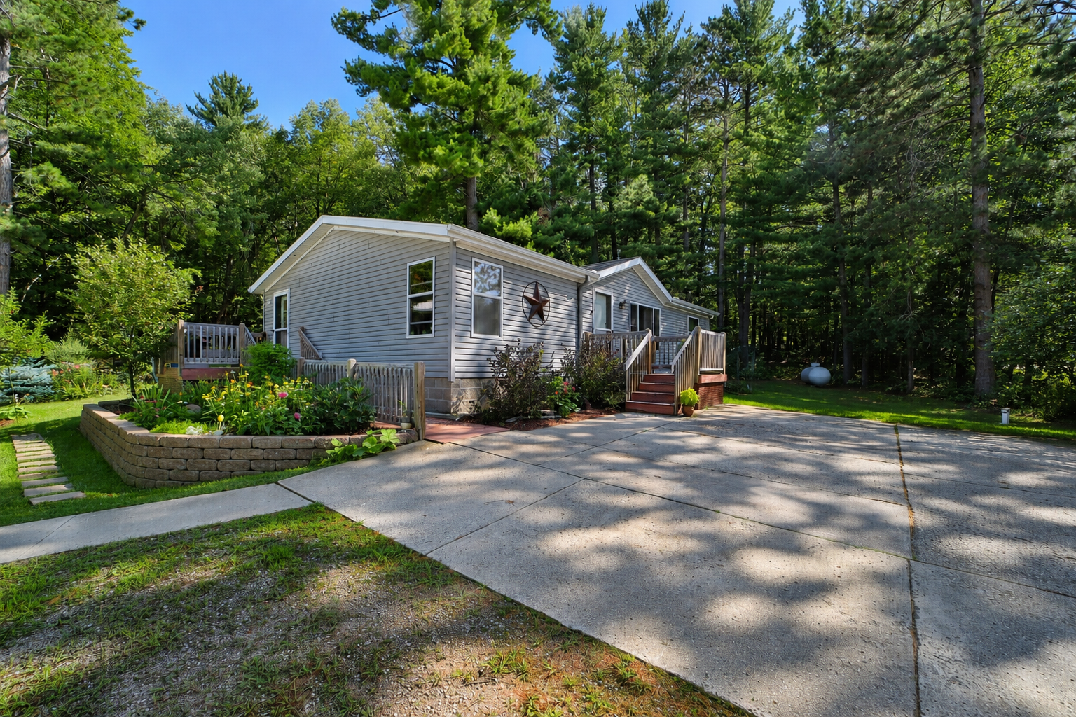 2004 single family home for sale at 15821 Nokay Lake Road in Brainerd, MN — 3 bed, 2 bath (photo 32 of 52)