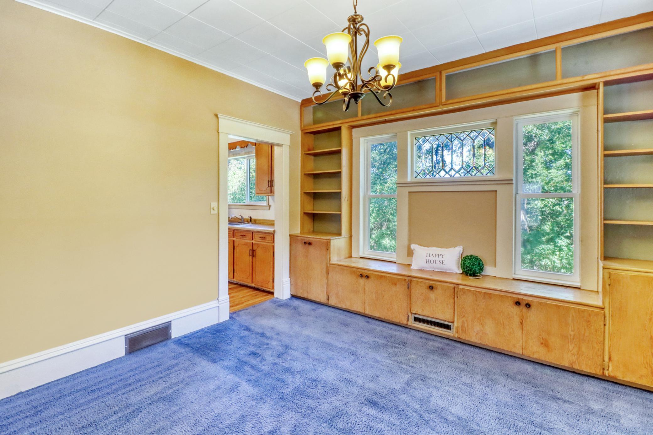 1915 single family home for sale at 332 Oak Street in Detroit Lakes, MN — 3 bed, 2 bath (photo 11 of 61)