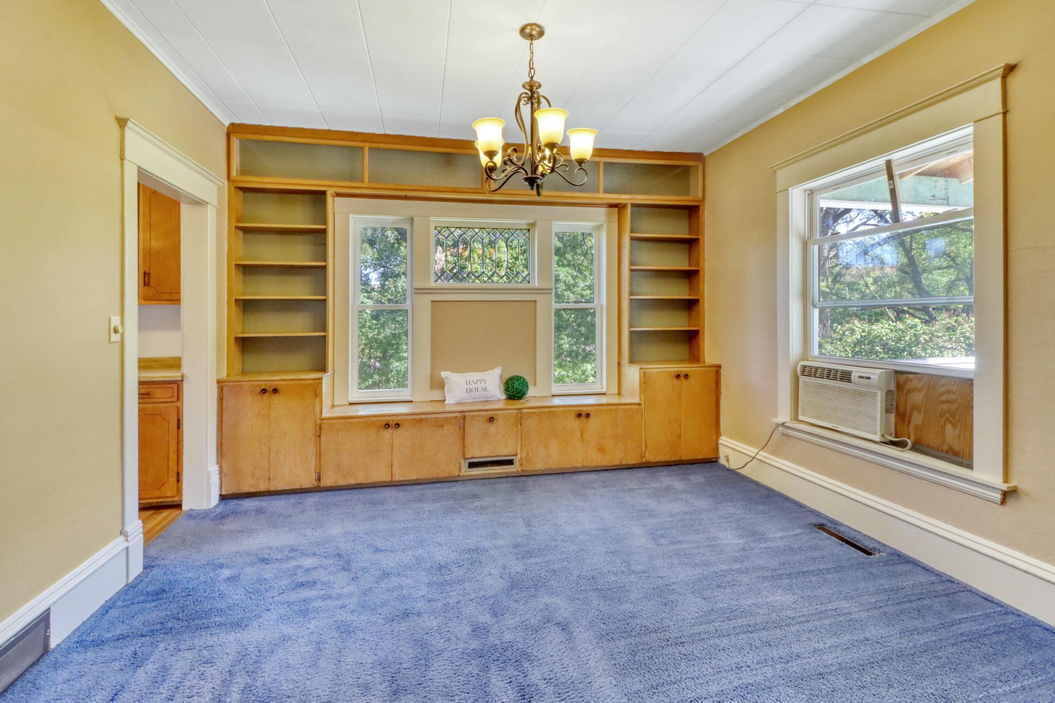 1915 single family home for sale at 332 Oak Street in Detroit Lakes, MN — 3 bed, 2 bath (photo 13 of 61)