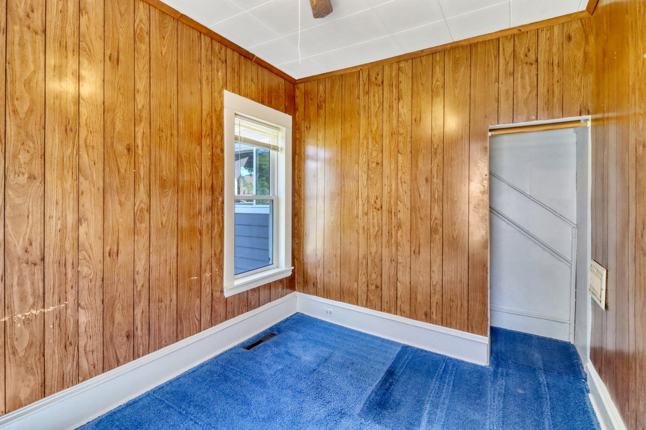 1915 single family home for sale at 332 Oak Street in Detroit Lakes, MN — 3 bed, 2 bath (photo 25 of 61)
