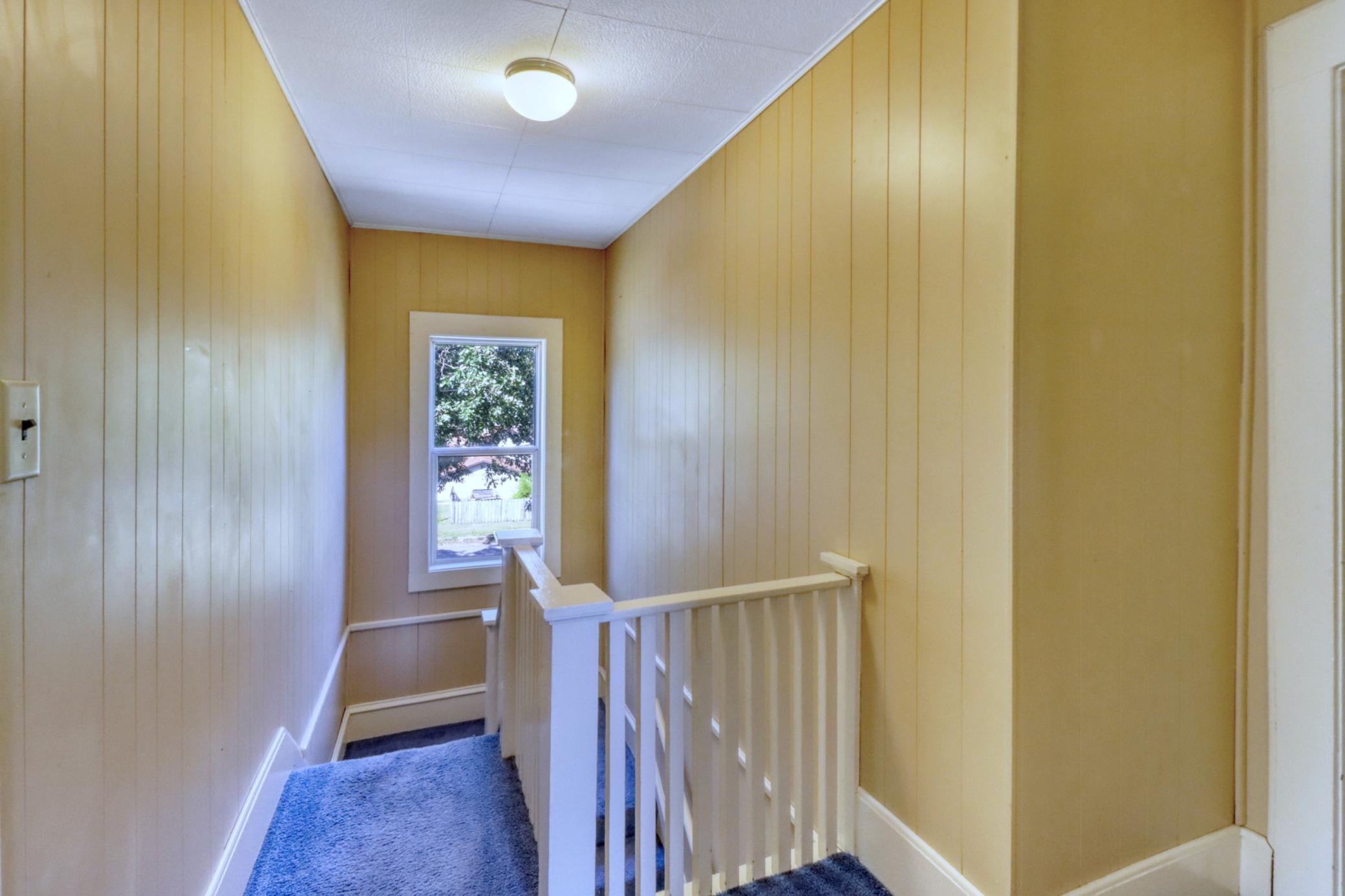 1915 single family home for sale at 332 Oak Street in Detroit Lakes, MN — 3 bed, 2 bath (photo 36 of 61)