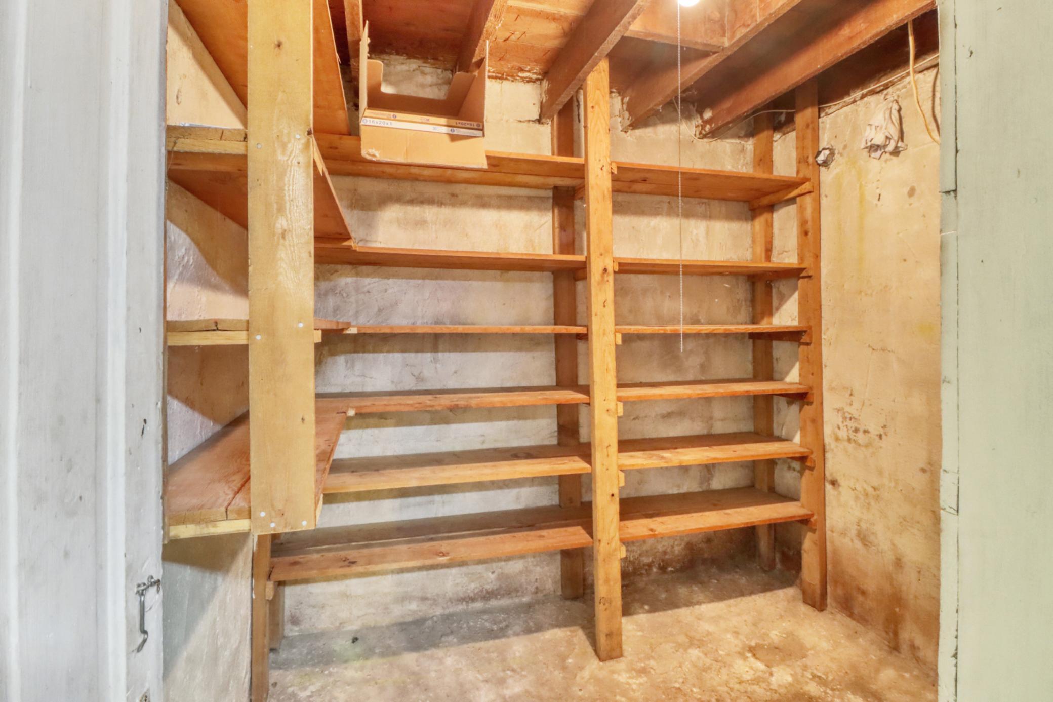 1915 single family home for sale at 332 Oak Street in Detroit Lakes, MN — 3 bed, 2 bath (photo 45 of 61)