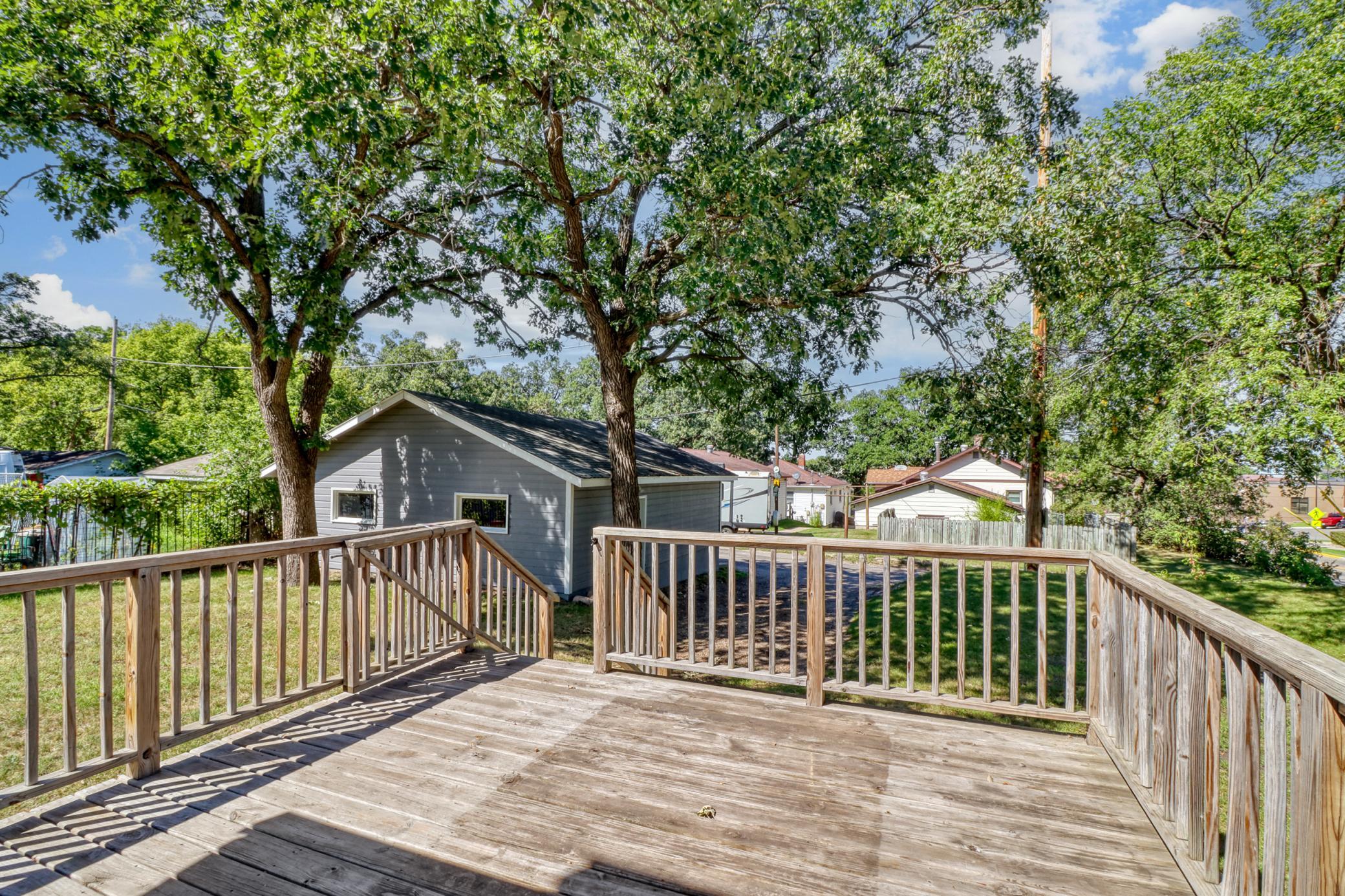 1915 single family home for sale at 332 Oak Street in Detroit Lakes, MN — 3 bed, 2 bath (photo 51 of 61)