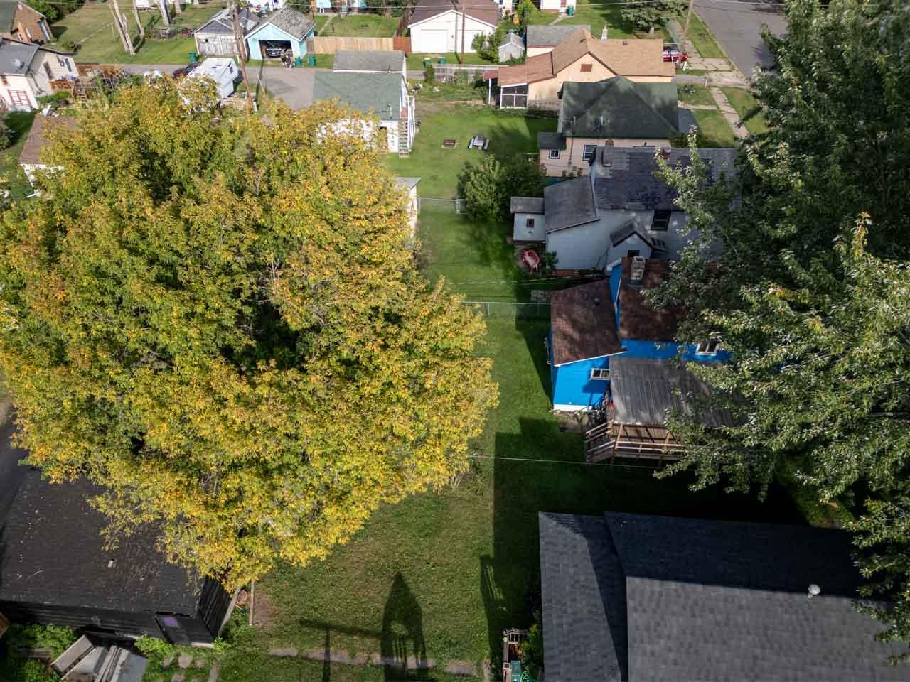 1940 single family home for sale at 220 W Howard Avenue in Keewatin, MN — 2 bed, 1 bath (photo 23 of 27)