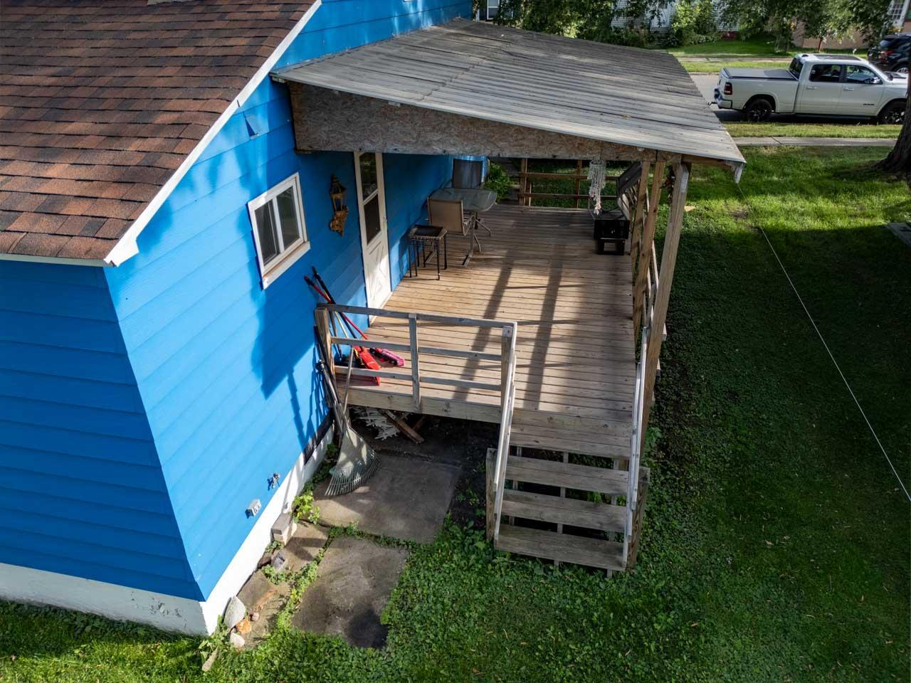 1940 single family home for sale at 220 W Howard Avenue in Keewatin, MN — 2 bed, 1 bath (photo 27 of 27)