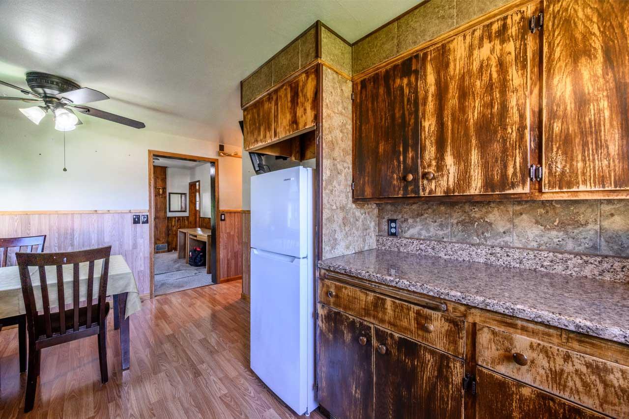 1940 single family home for sale at 220 W Howard Avenue in Keewatin, MN — 2 bed, 1 bath (photo 7 of 27)
