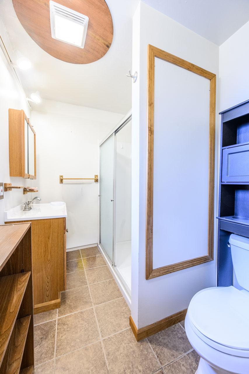 1940 single family home for sale at 220 W Howard Avenue in Keewatin, MN — 2 bed, 1 bath (photo 9 of 27)