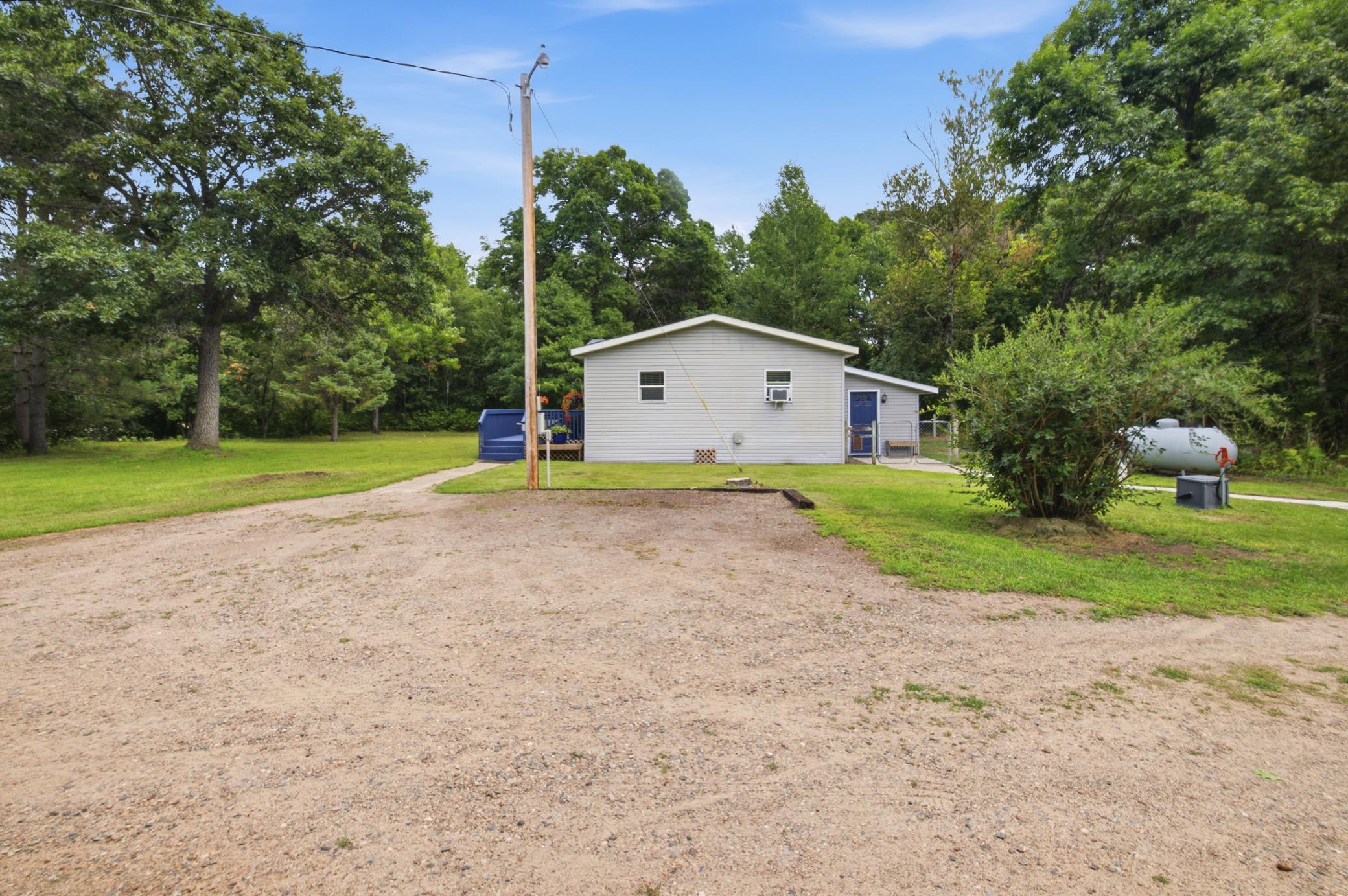 1991 single family home for sale at 5189 Brandon Way in Brainerd, MN — 3 bed, 2 bath (photo 4 of 43)
