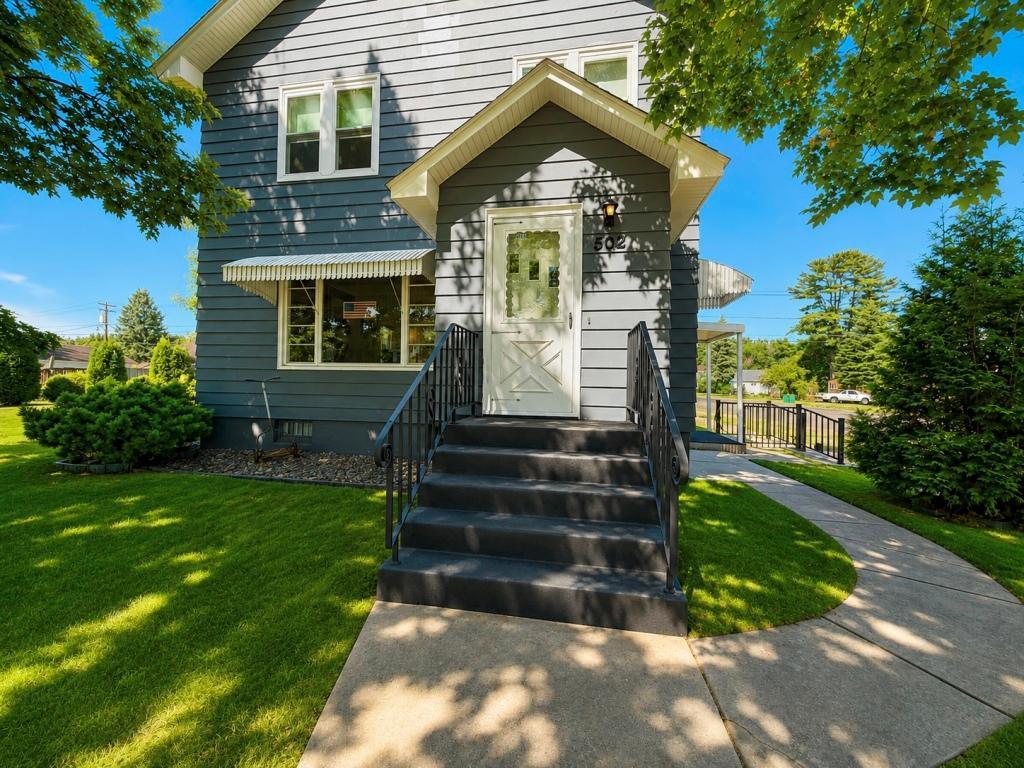 1911 single family home for sale at 502 W 3rd Avenue in Keewatin, MN — 3 bed, 3 bath (photo 44 of 46)