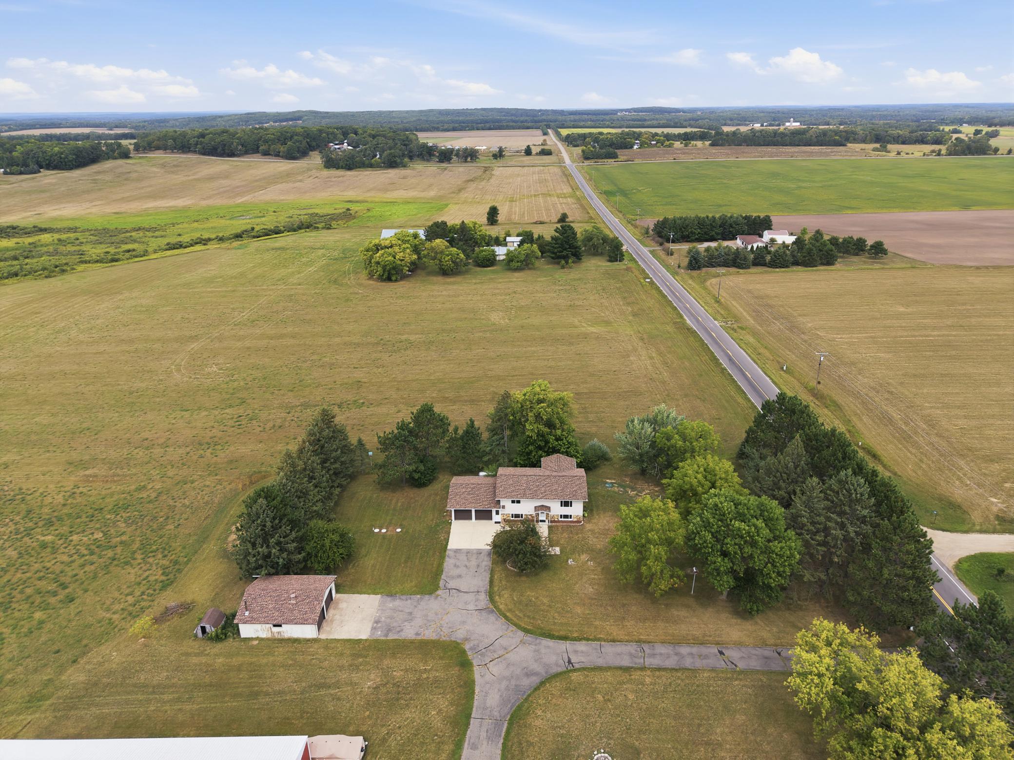 1977 single family home for sale at 4647 County Road 121 in Fort Ripley, MN — 4 bed, 2 bath (photo 36 of 44)