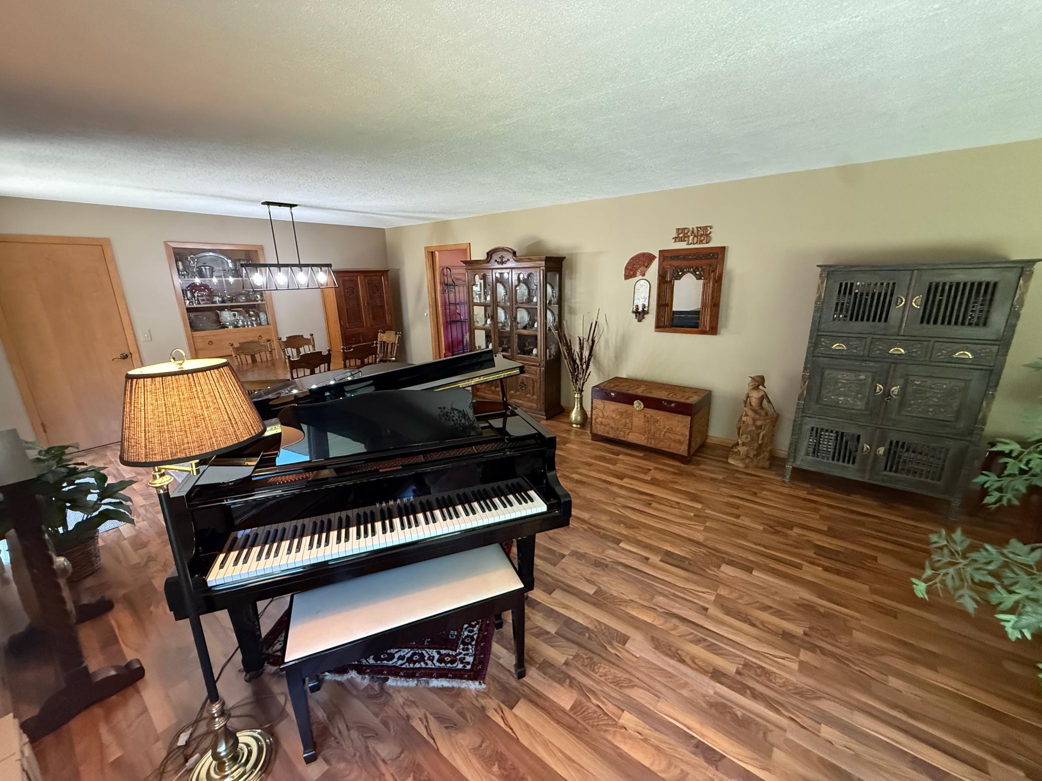 1960 single family home for sale at 11952 Carnation Lane SW in Farwell, MN — 4 bed, 4 bath (photo 28 of 119)