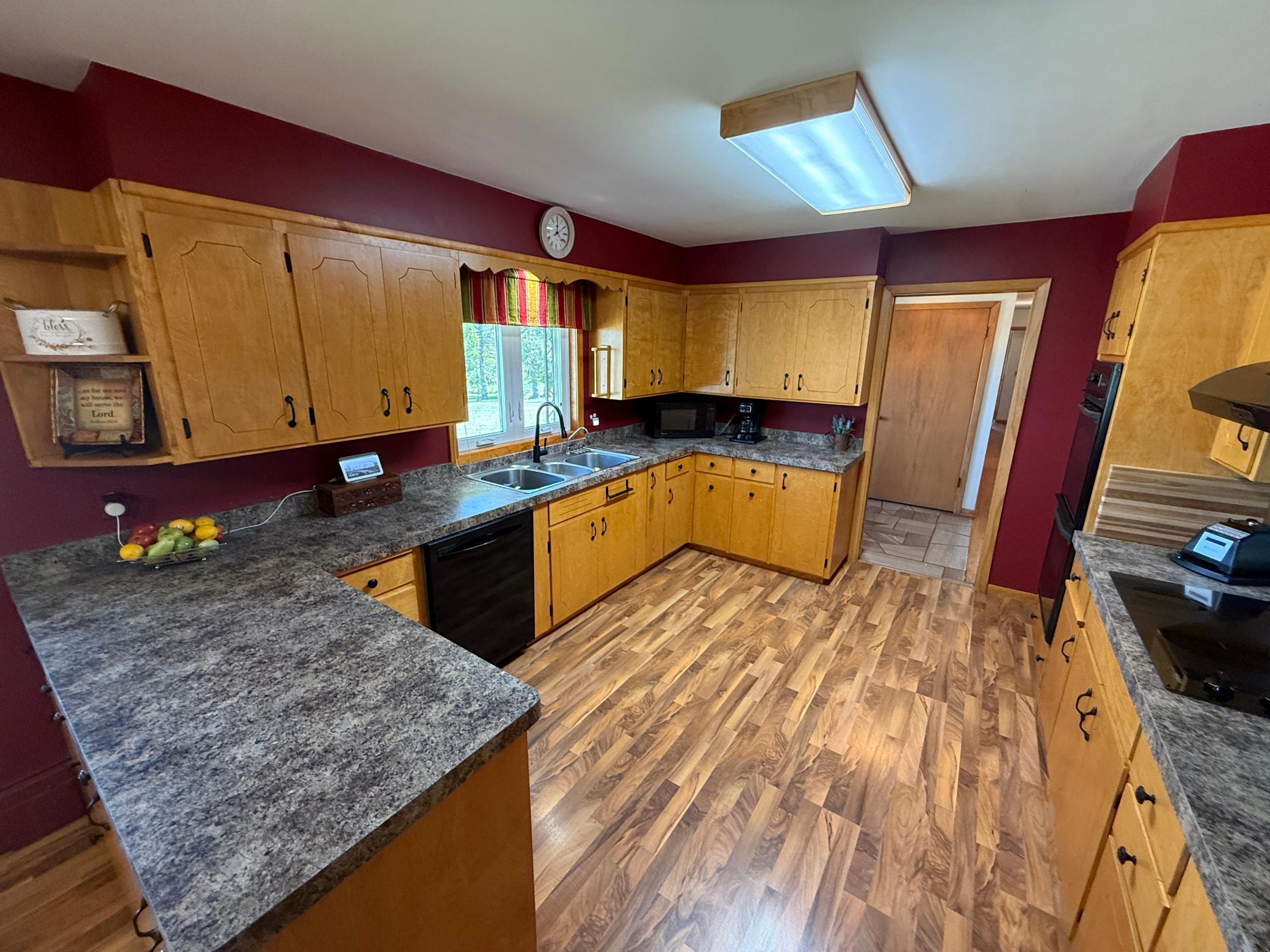 1960 single family home for sale at 11952 Carnation Lane SW in Farwell, MN — 4 bed, 4 bath (photo 31 of 119)