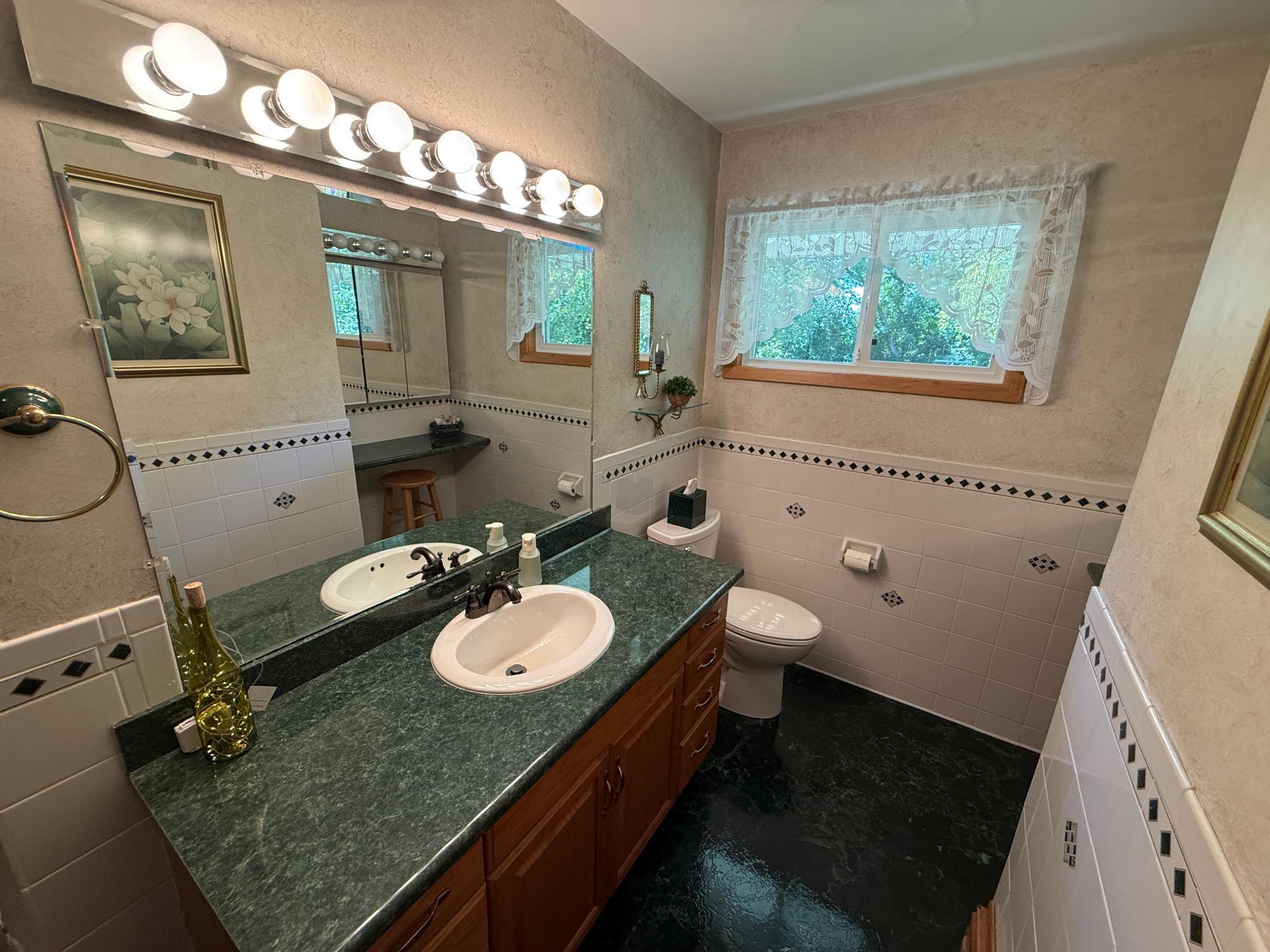 1960 single family home for sale at 11952 Carnation Lane SW in Farwell, MN — 4 bed, 4 bath (photo 37 of 119)