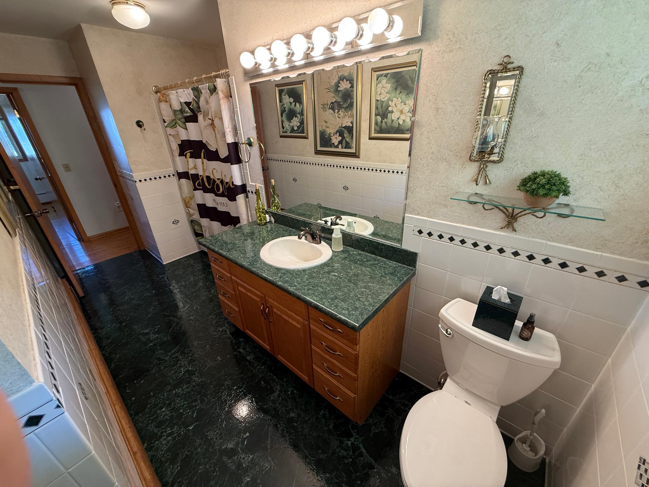 1960 single family home for sale at 11952 Carnation Lane SW in Farwell, MN — 4 bed, 4 bath (photo 38 of 119)