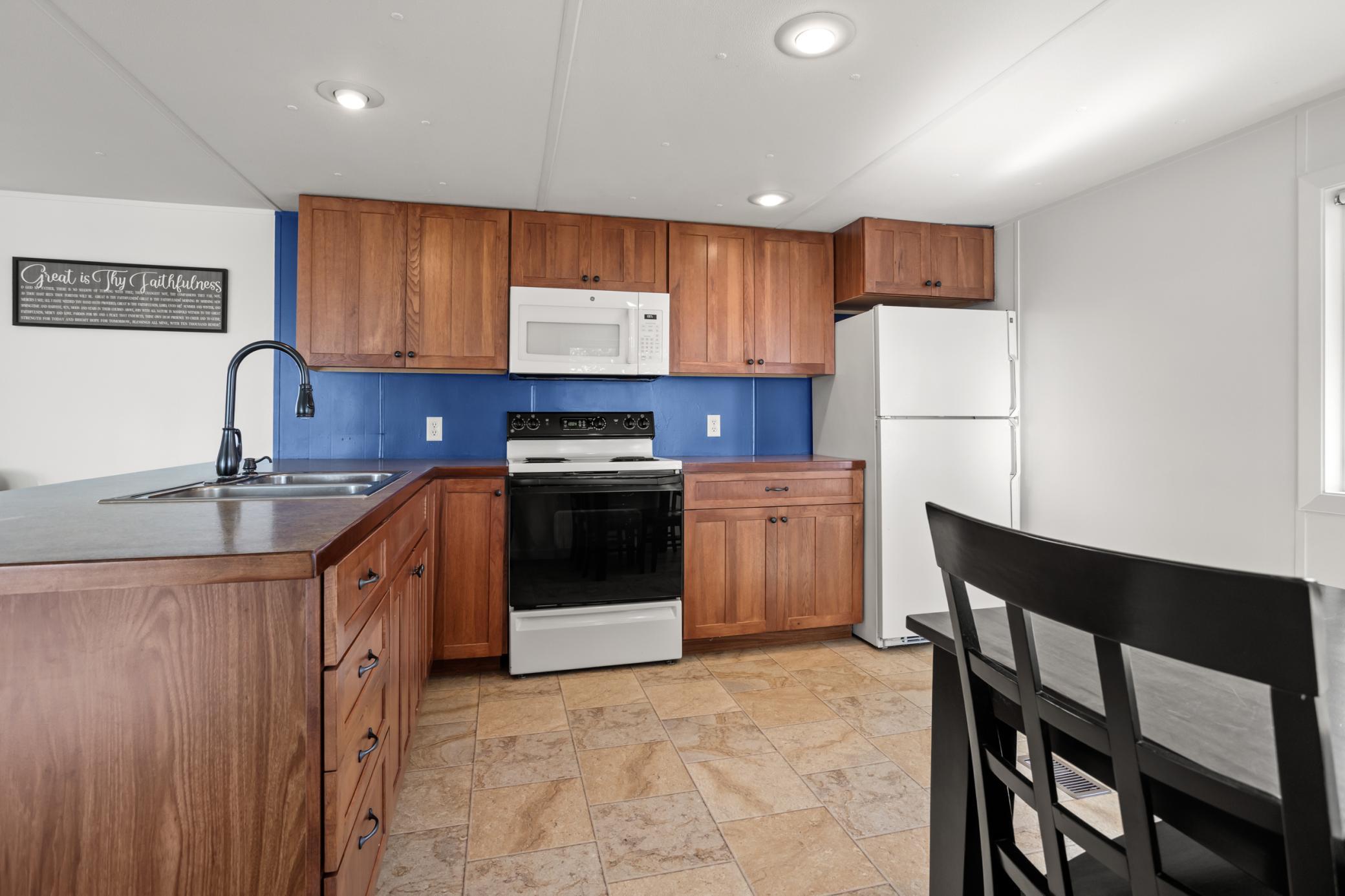 1973 single family home for sale at 43740 Bass Harbor Road in Pelican Rapids, MN — 2 bed, 1 bath (photo 9 of 45)