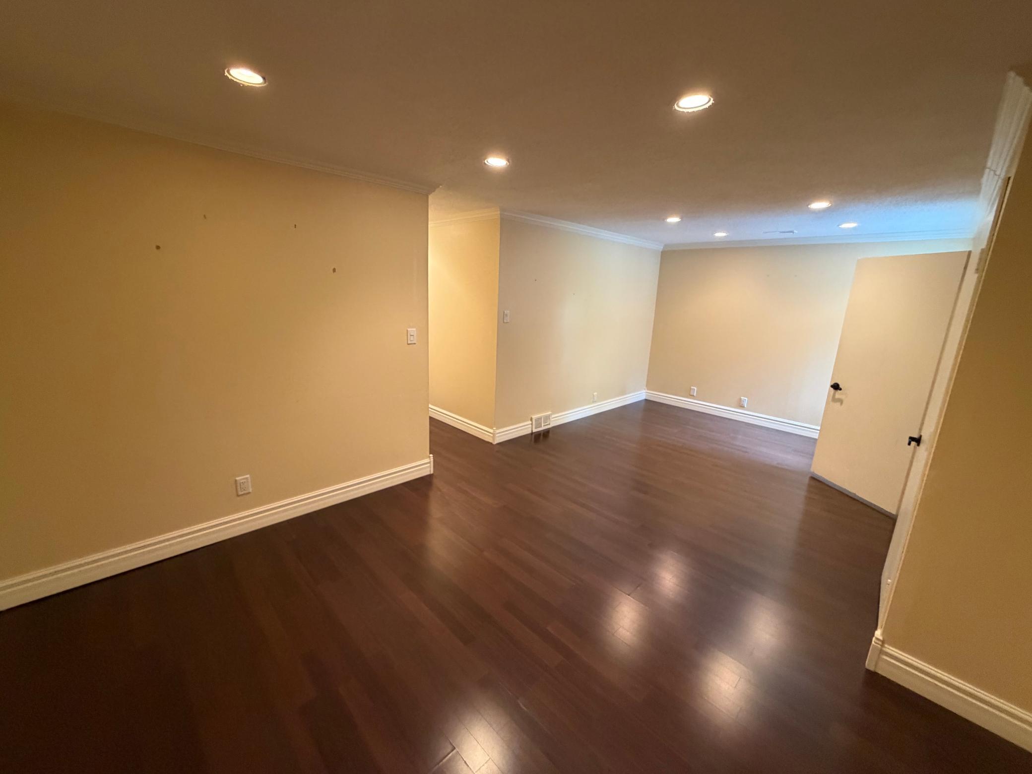 1986 twin home for sale at 1625 30th Avenue S in Fargo, ND — 3 bed, 2 bath (photo 19 of 27)