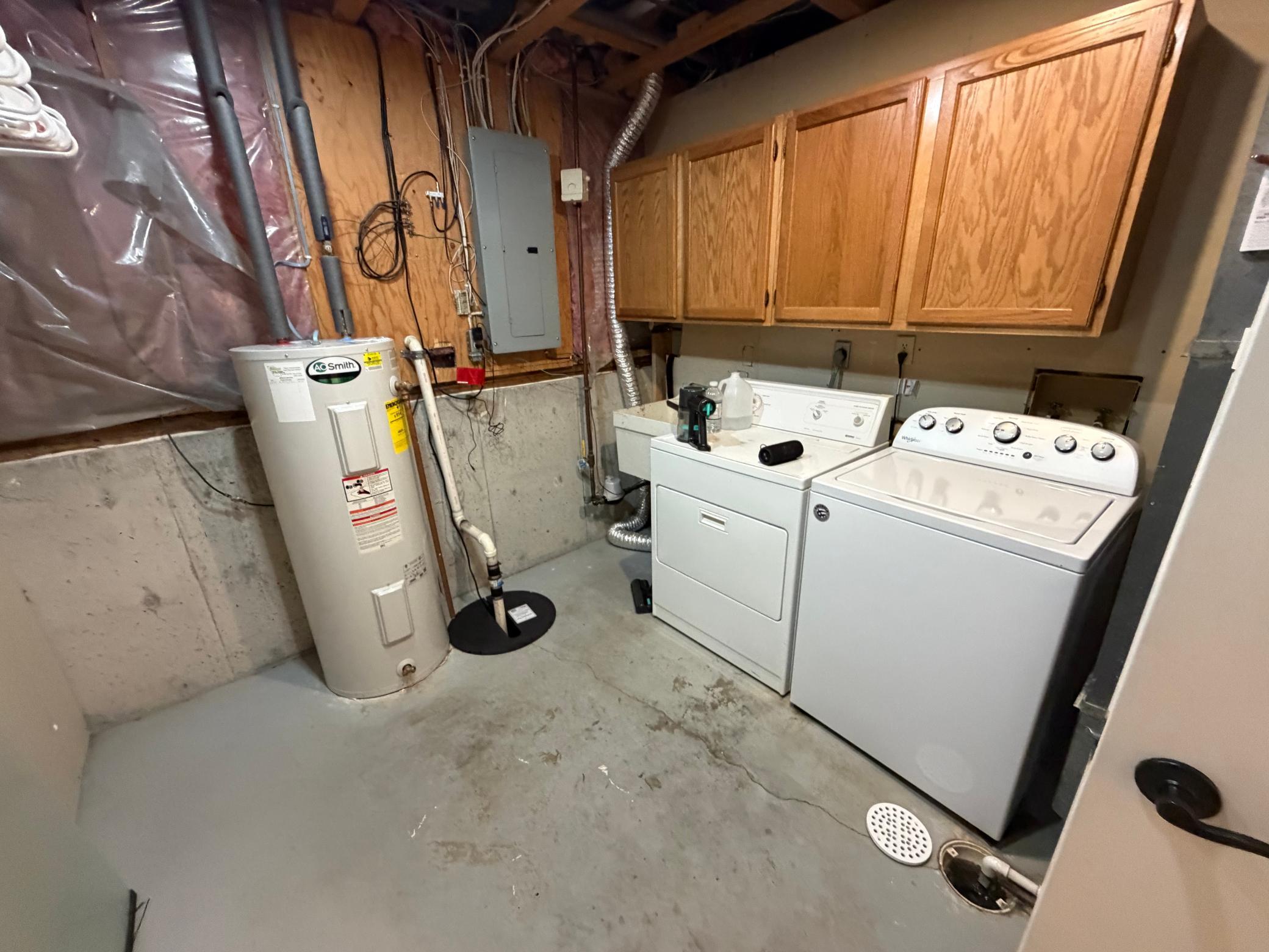 1986 twin home for sale at 1625 30th Avenue S in Fargo, ND — 3 bed, 2 bath (photo 21 of 27)
