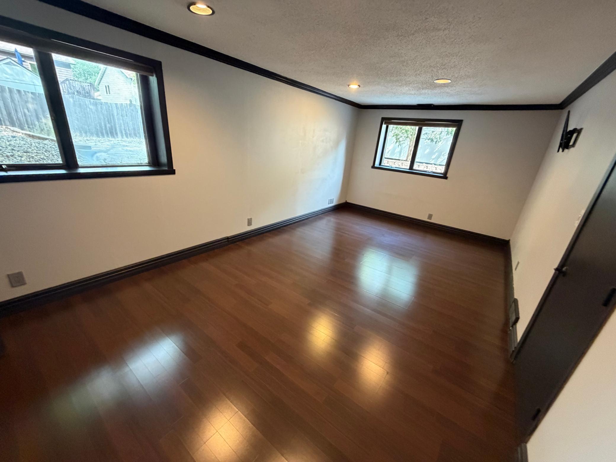 1986 twin home for sale at 1625 30th Avenue S in Fargo, ND — 3 bed, 2 bath (photo 22 of 27)